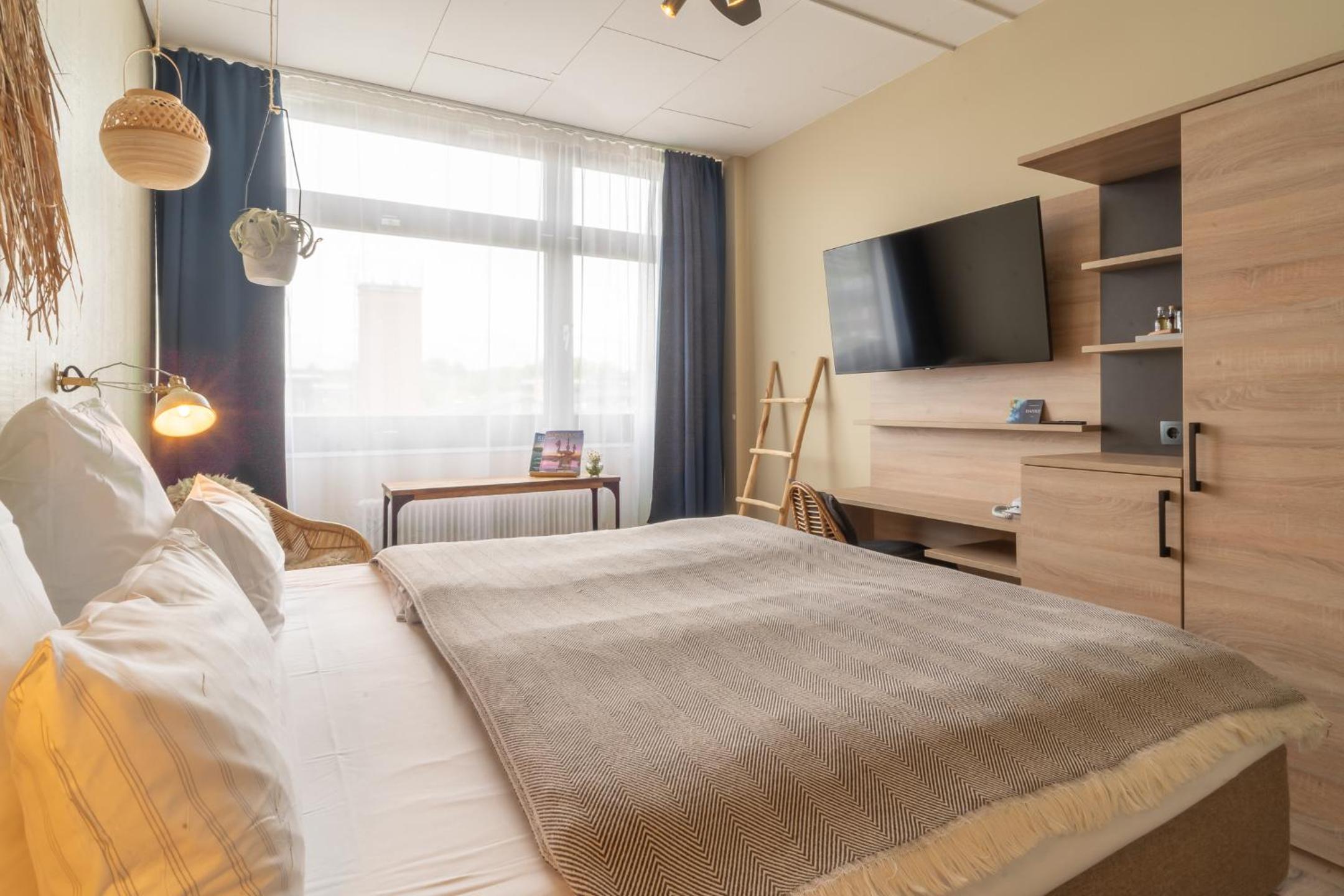 Hotel Double Room photo 2