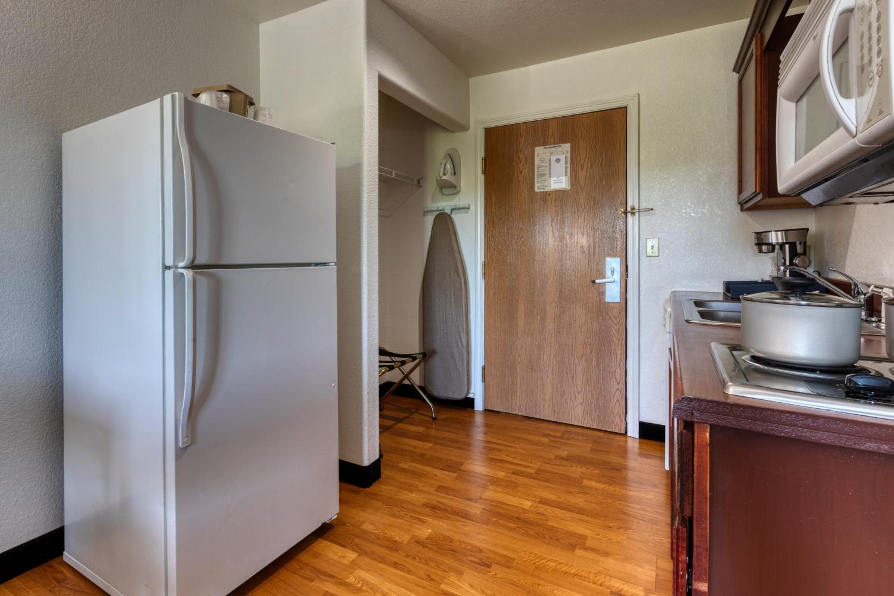 Double Room - Photo 16