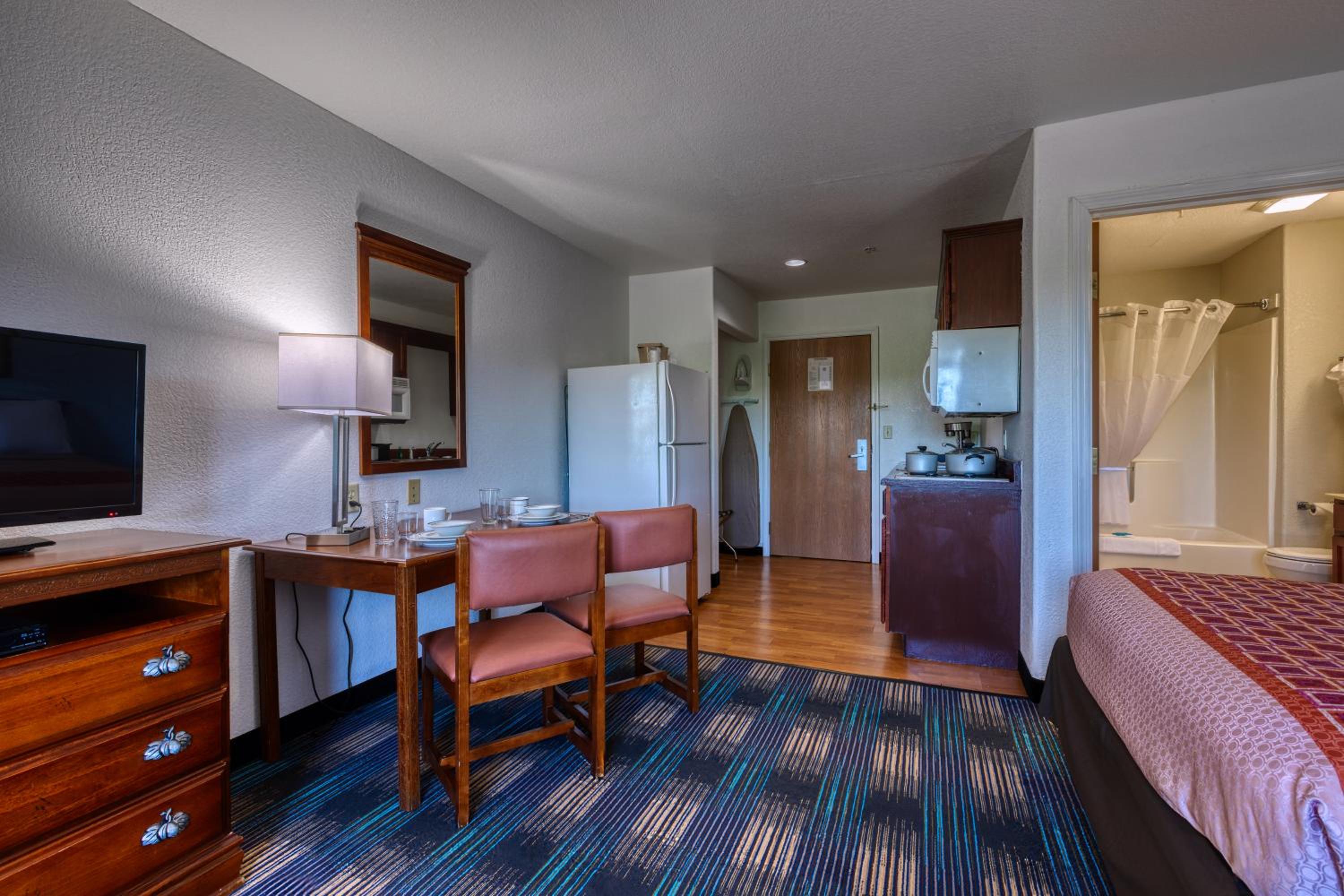 Double Room - Photo 5