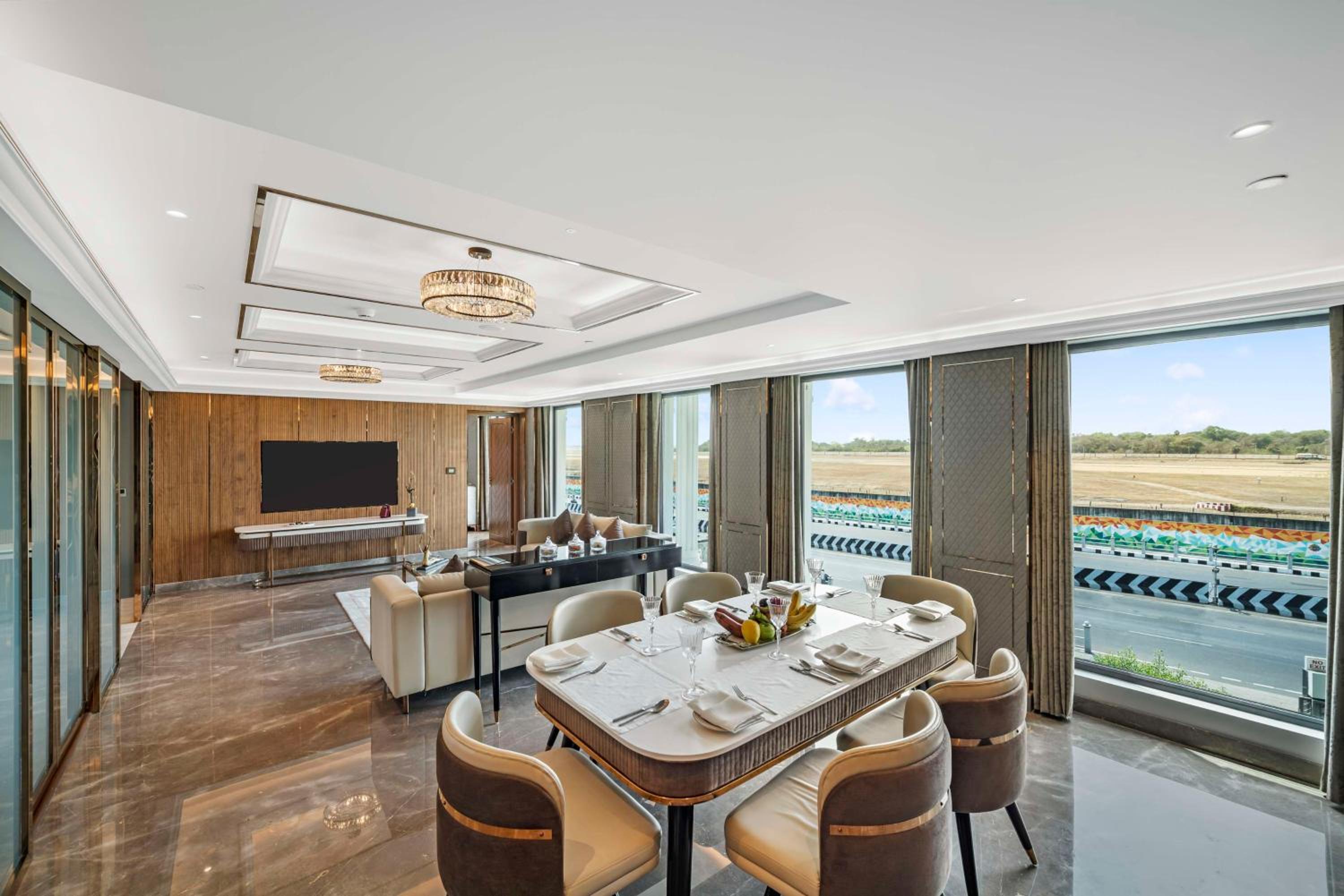 Premium Room with Airport Transfers thumbnail 6