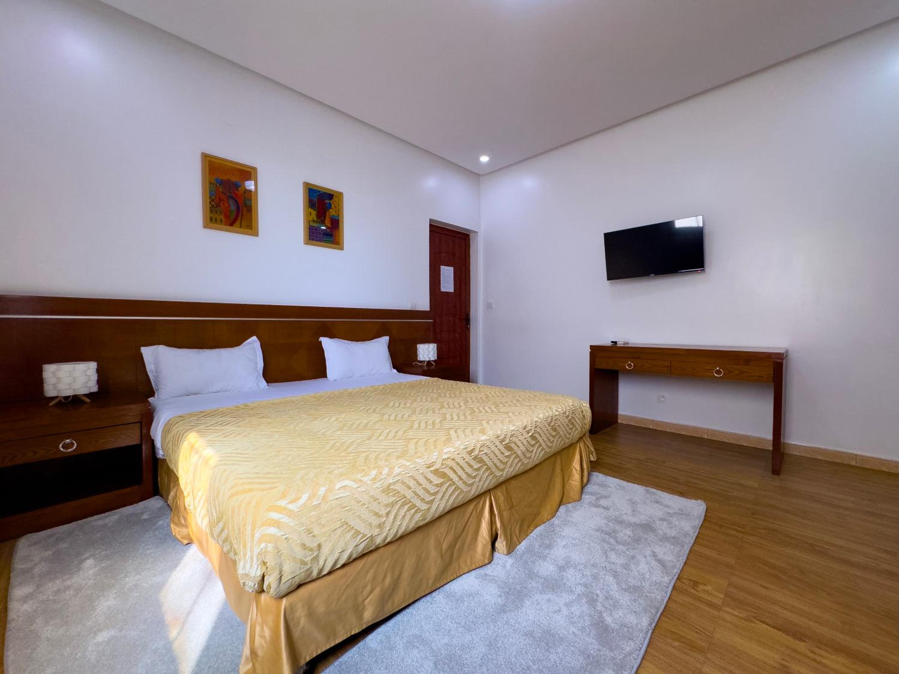 Double Room with Private Bathroom photo 1