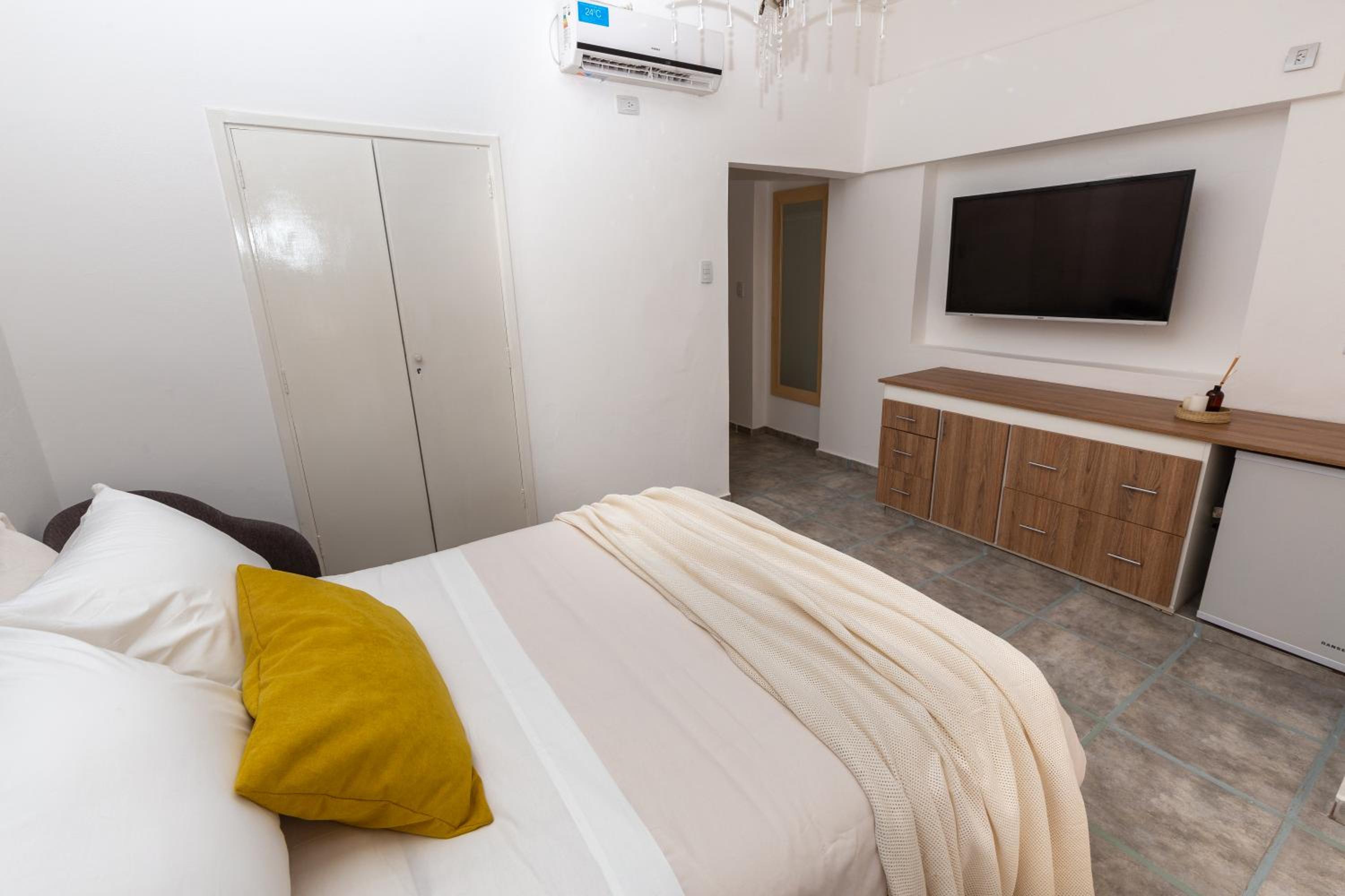 Quadruple Room photo 3