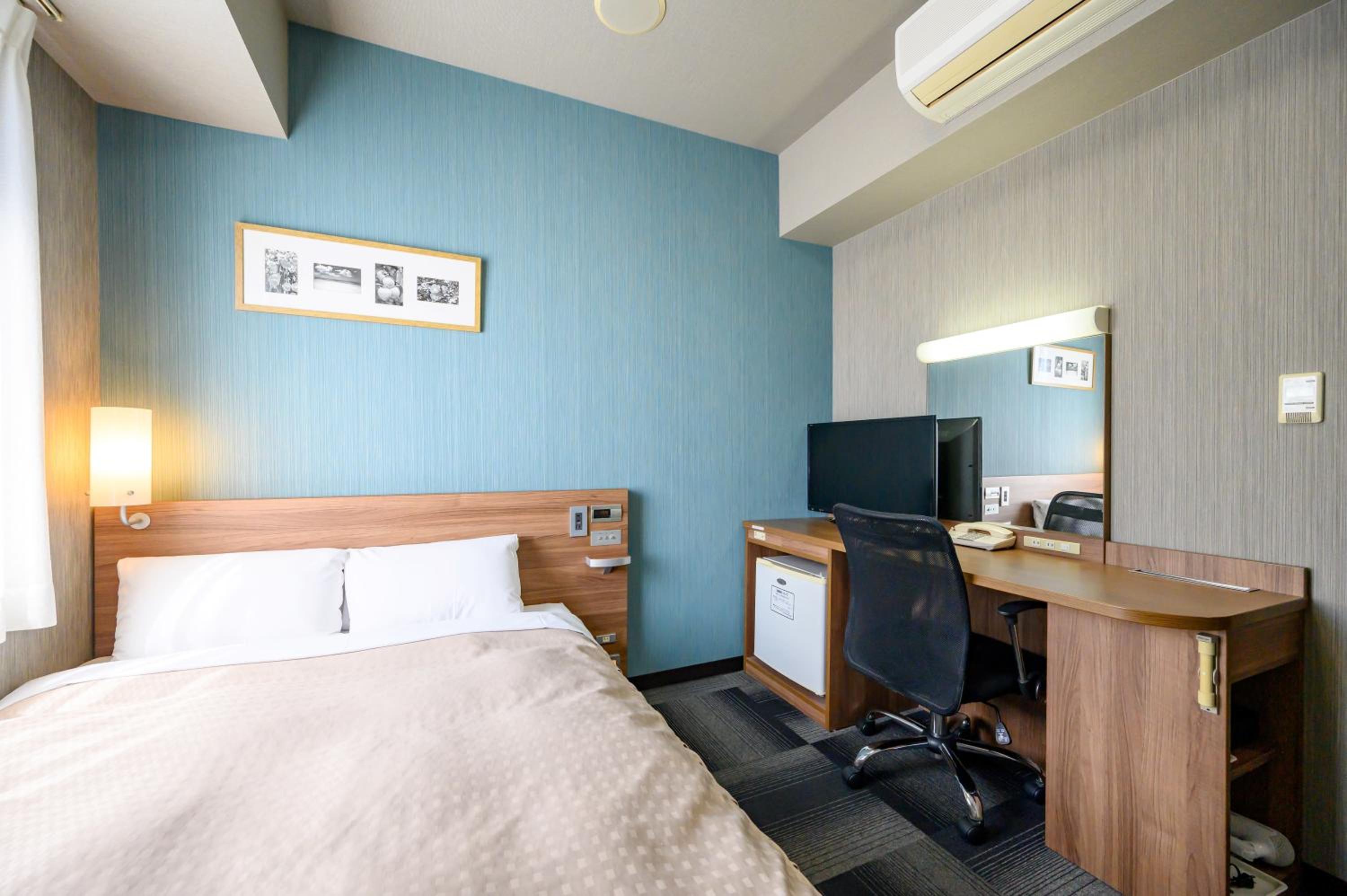 Economy Double Room - Non-Smoking - Photo 15