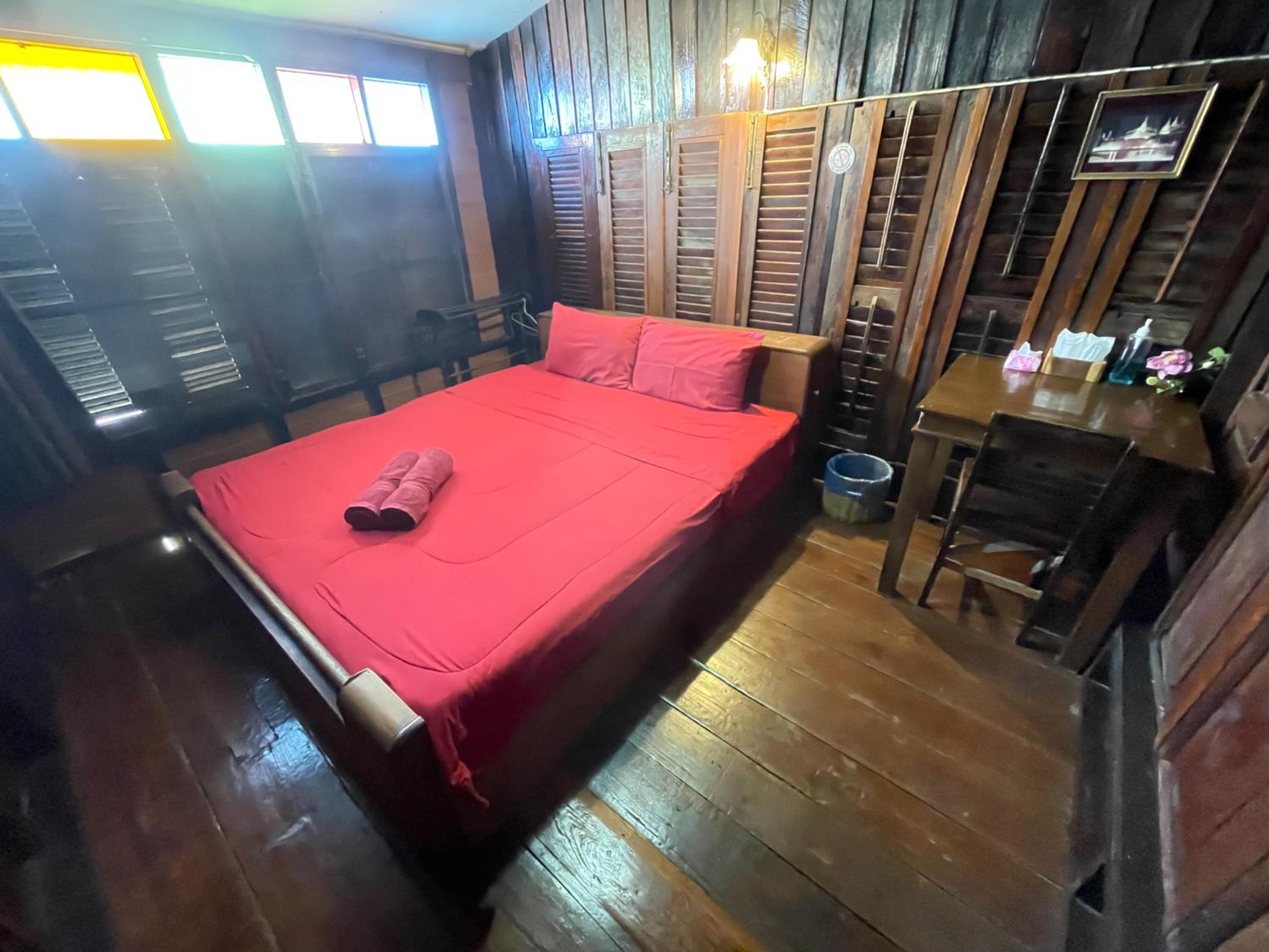 Standard Double Room with Fan photo 3