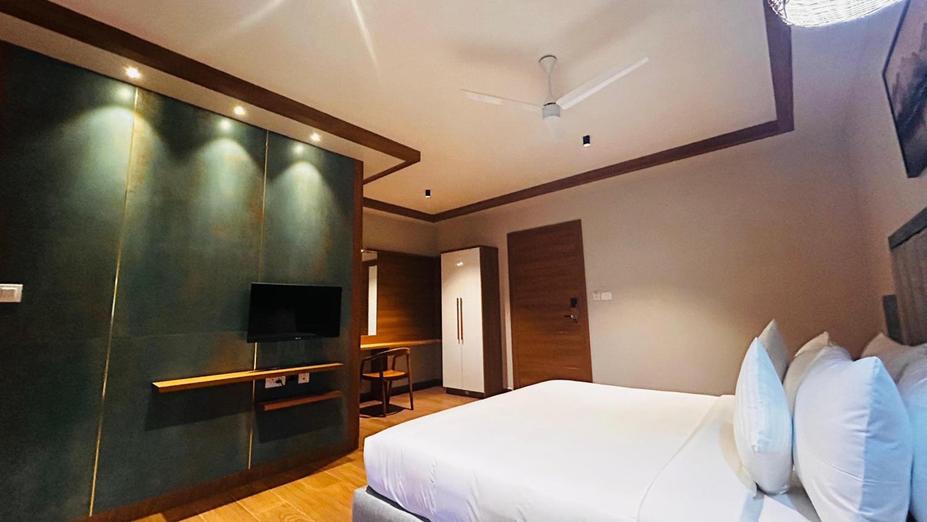 Suite with Balcony photo 3