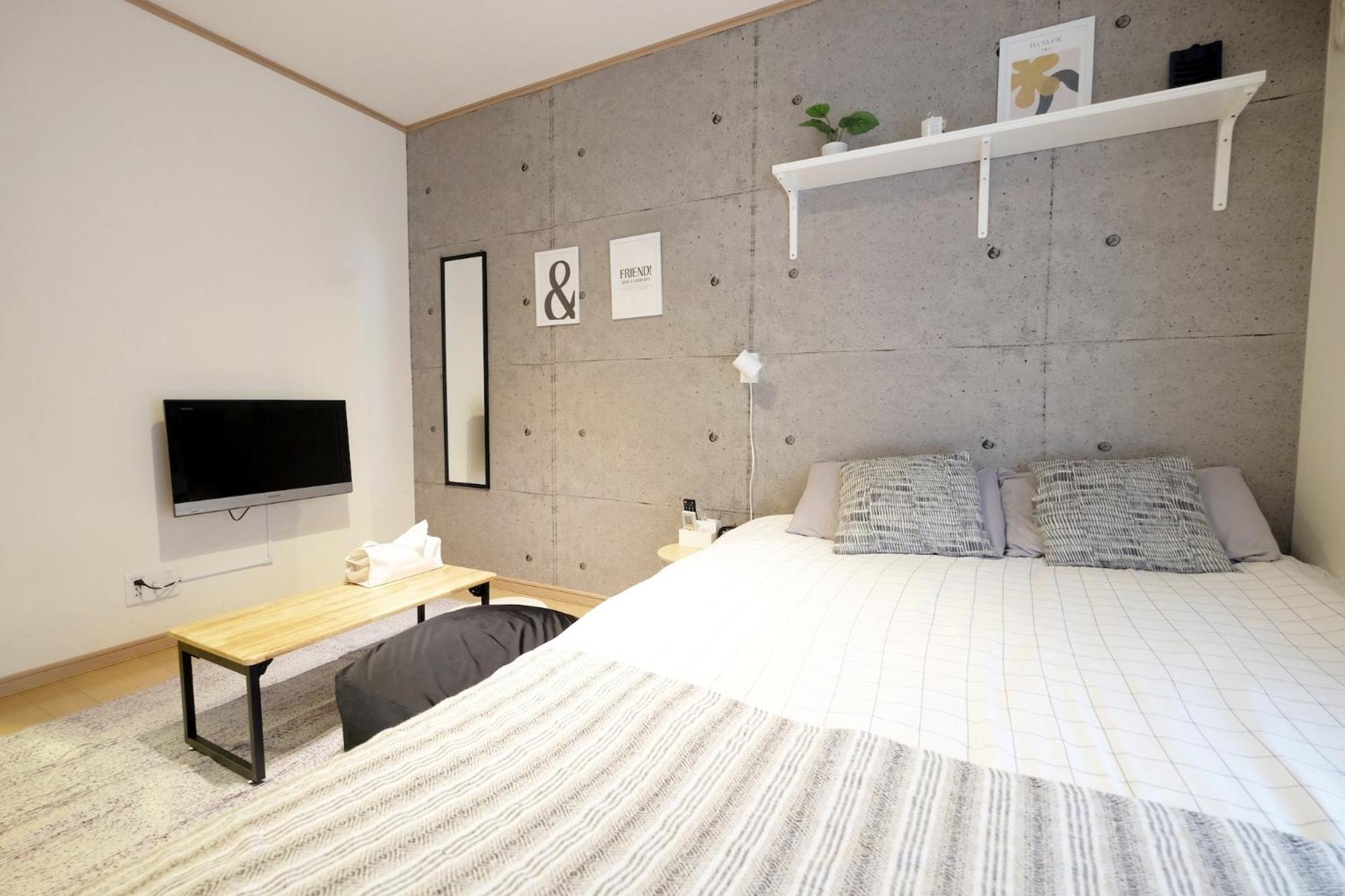 Apartment photo 1