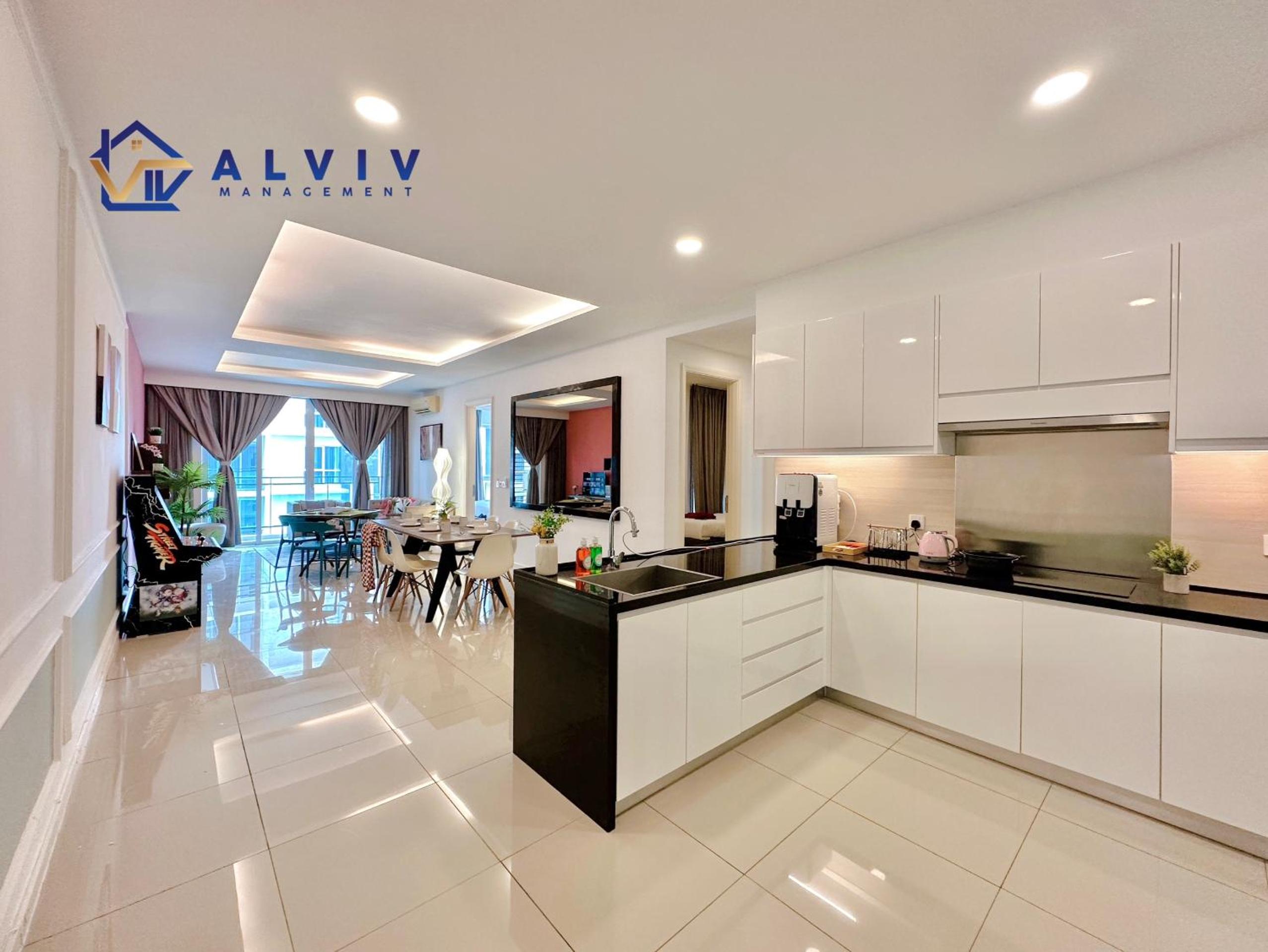 Three-Bedroom Apartment - High Floor - Photo 19