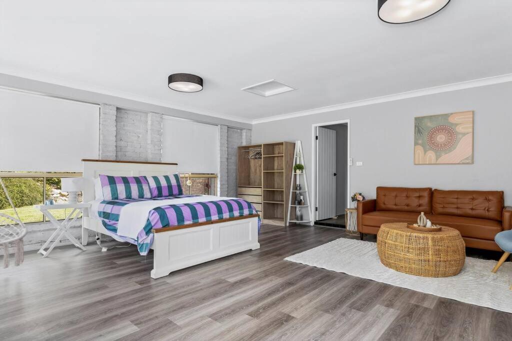 Four-Bedroom House photo 1