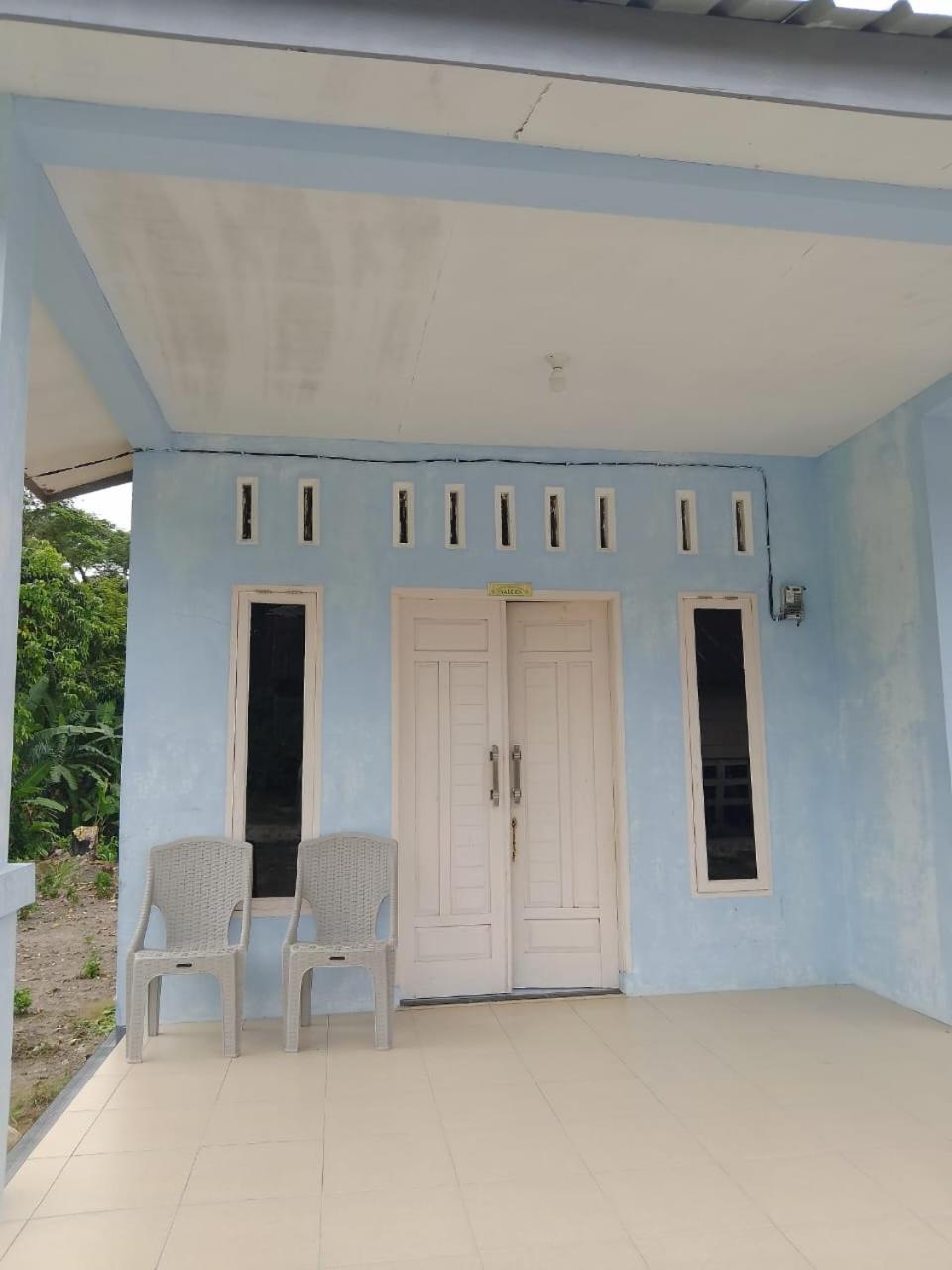 Two-Bedroom House photo 3
