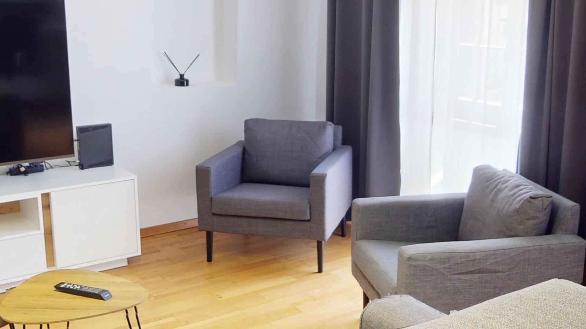 Three-Bedroom Apartment photo 1