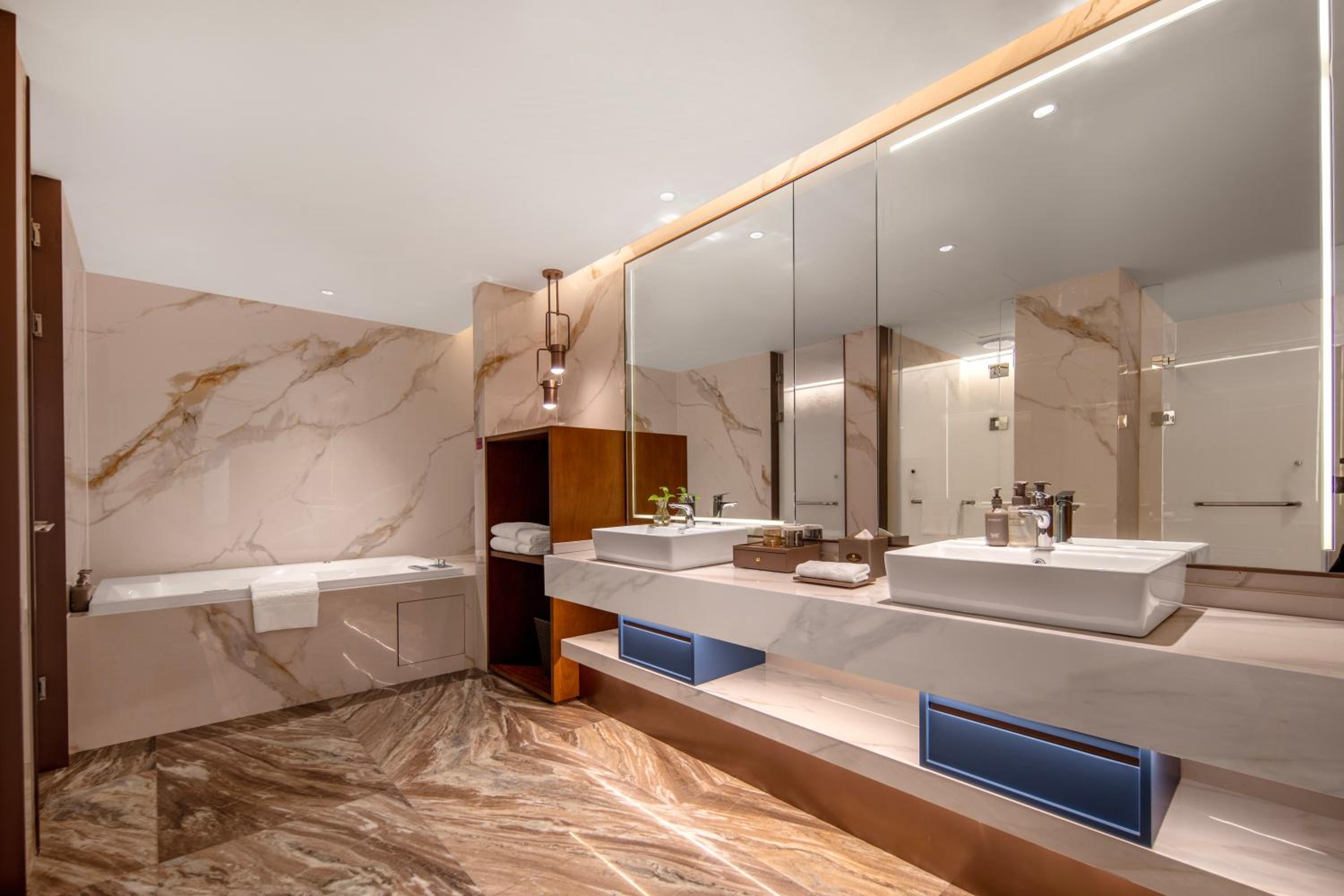 Presidential Suite photo 3