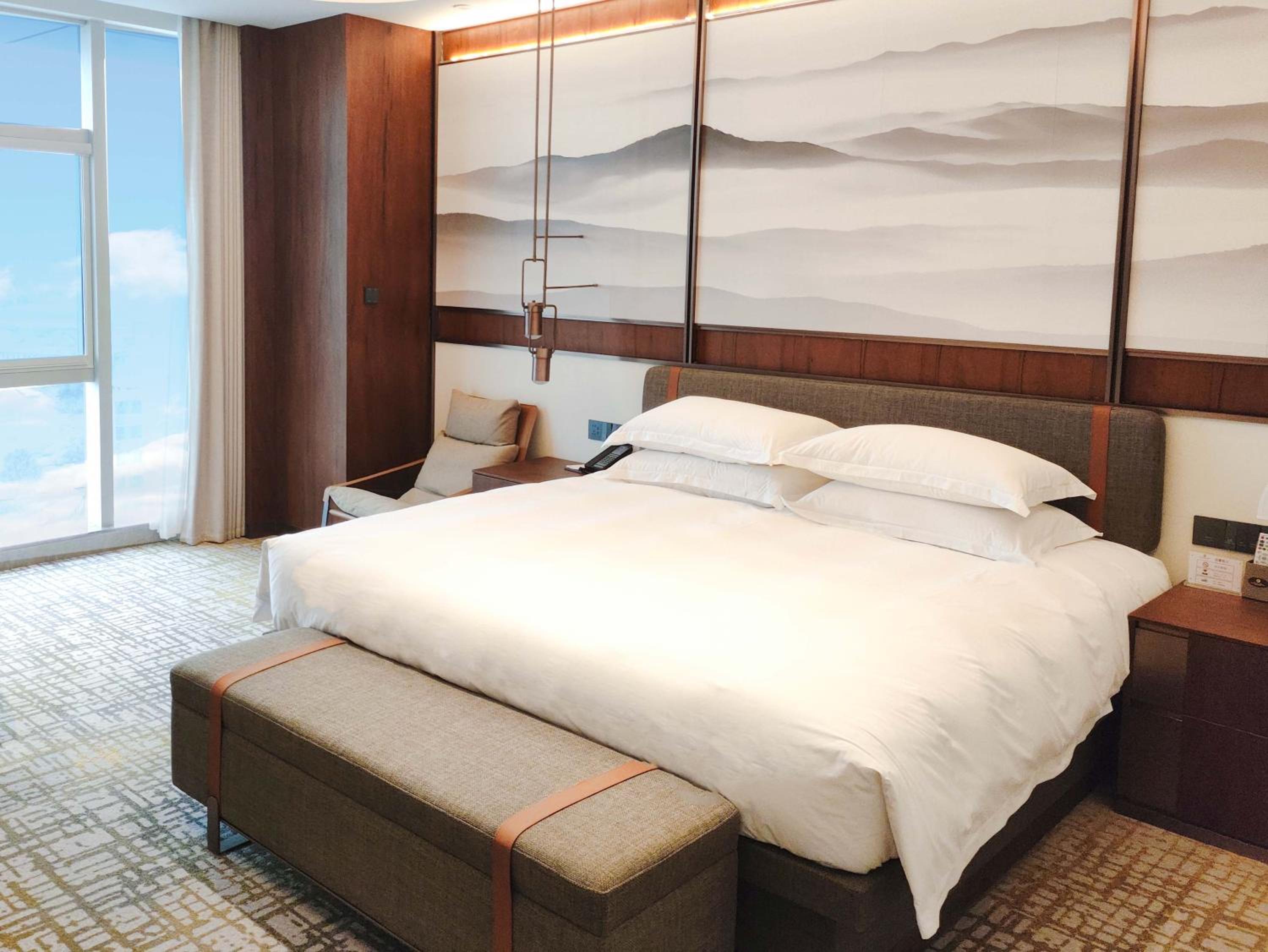 Deluxe Suite photo 1