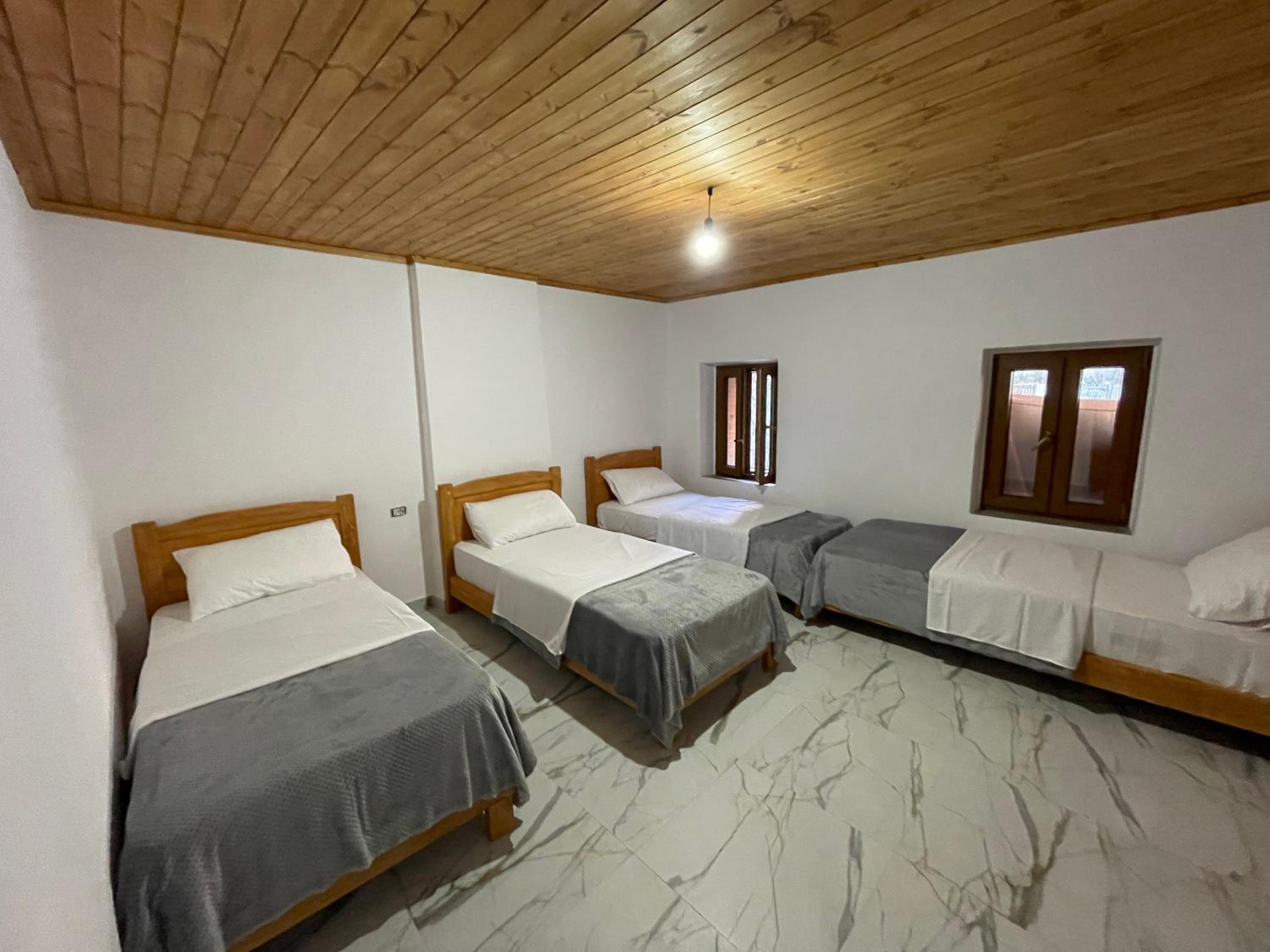 Quadruple Room with Mountain View