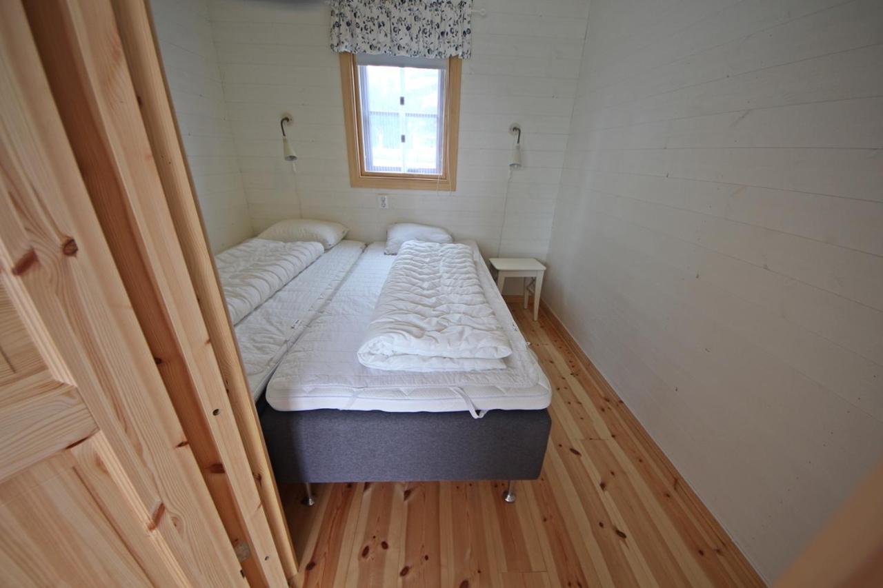 One-Bedroom House photo 1