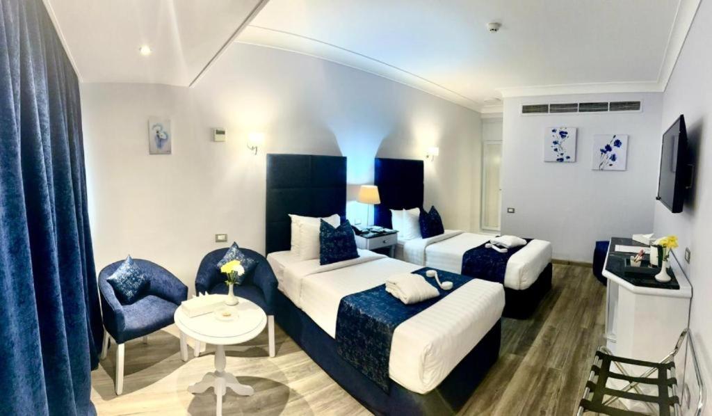 Deluxe Room Ground Floor-Pool Front For Egyptians & Residents Only photo 3