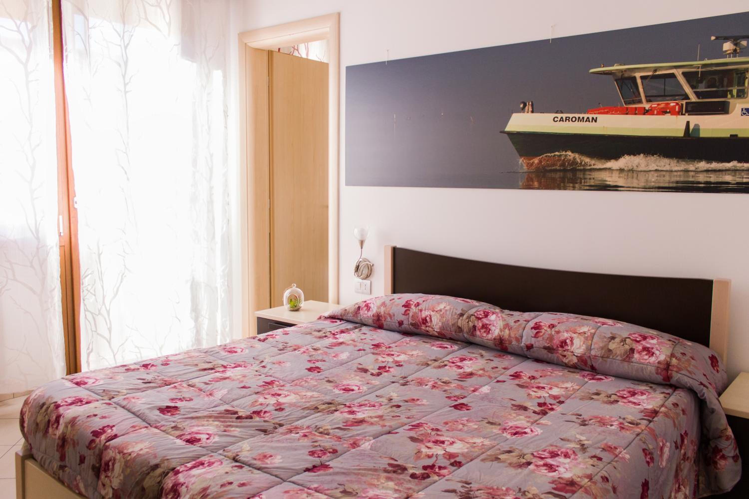 Double Room with Balcony photo 2
