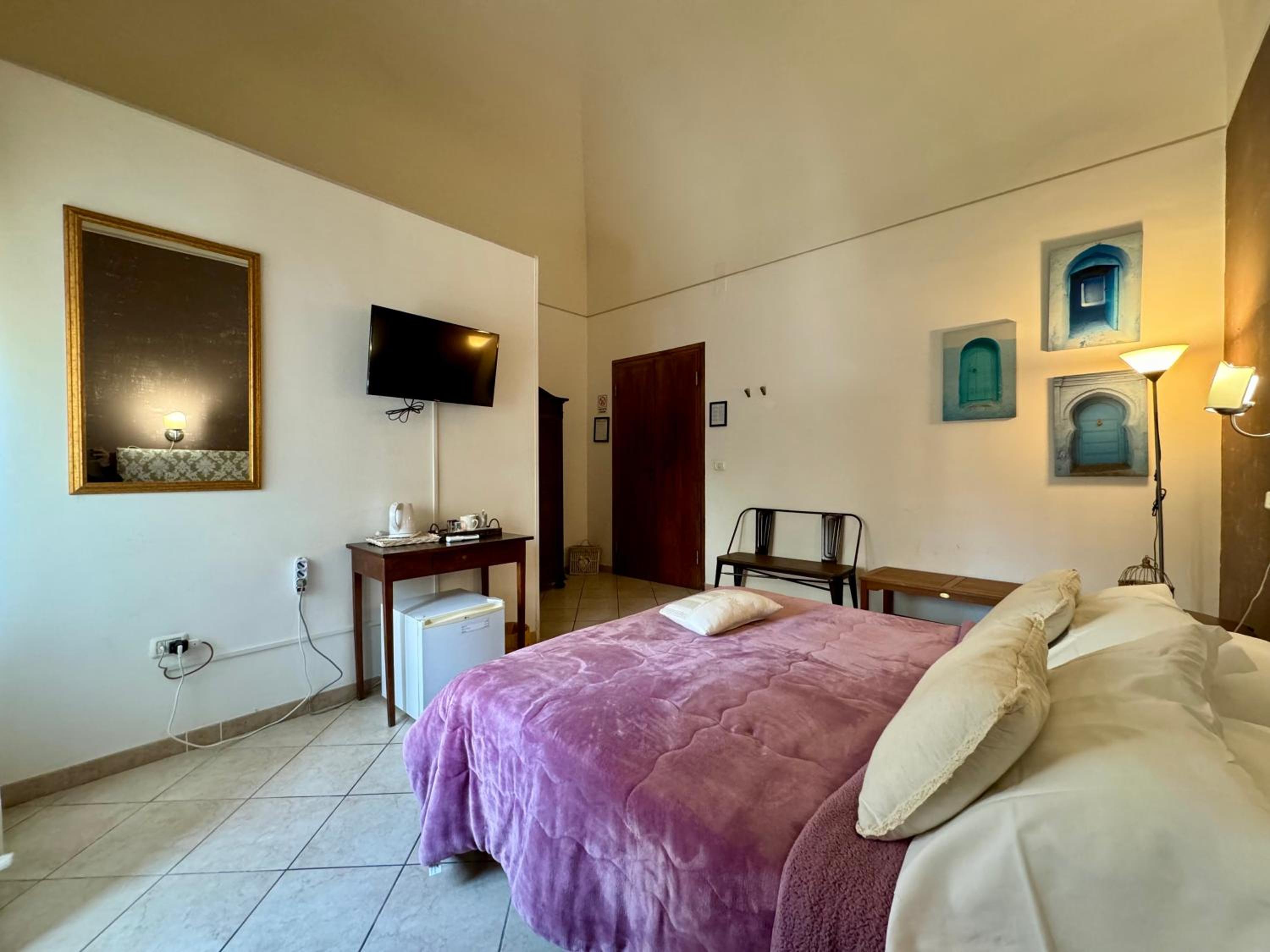 Double or Twin Room photo 3