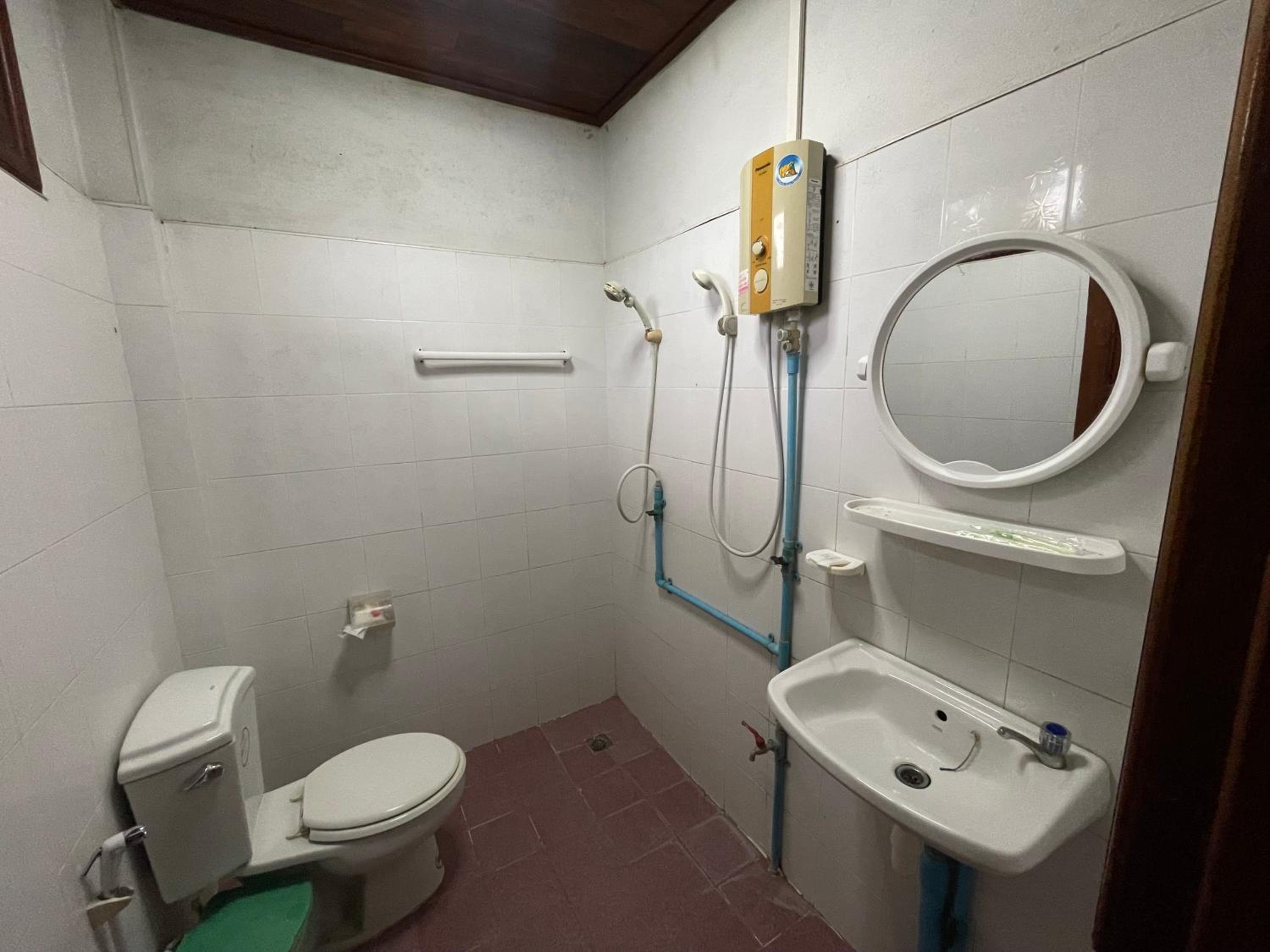 Deluxe Double Room With Bathroom photo 3