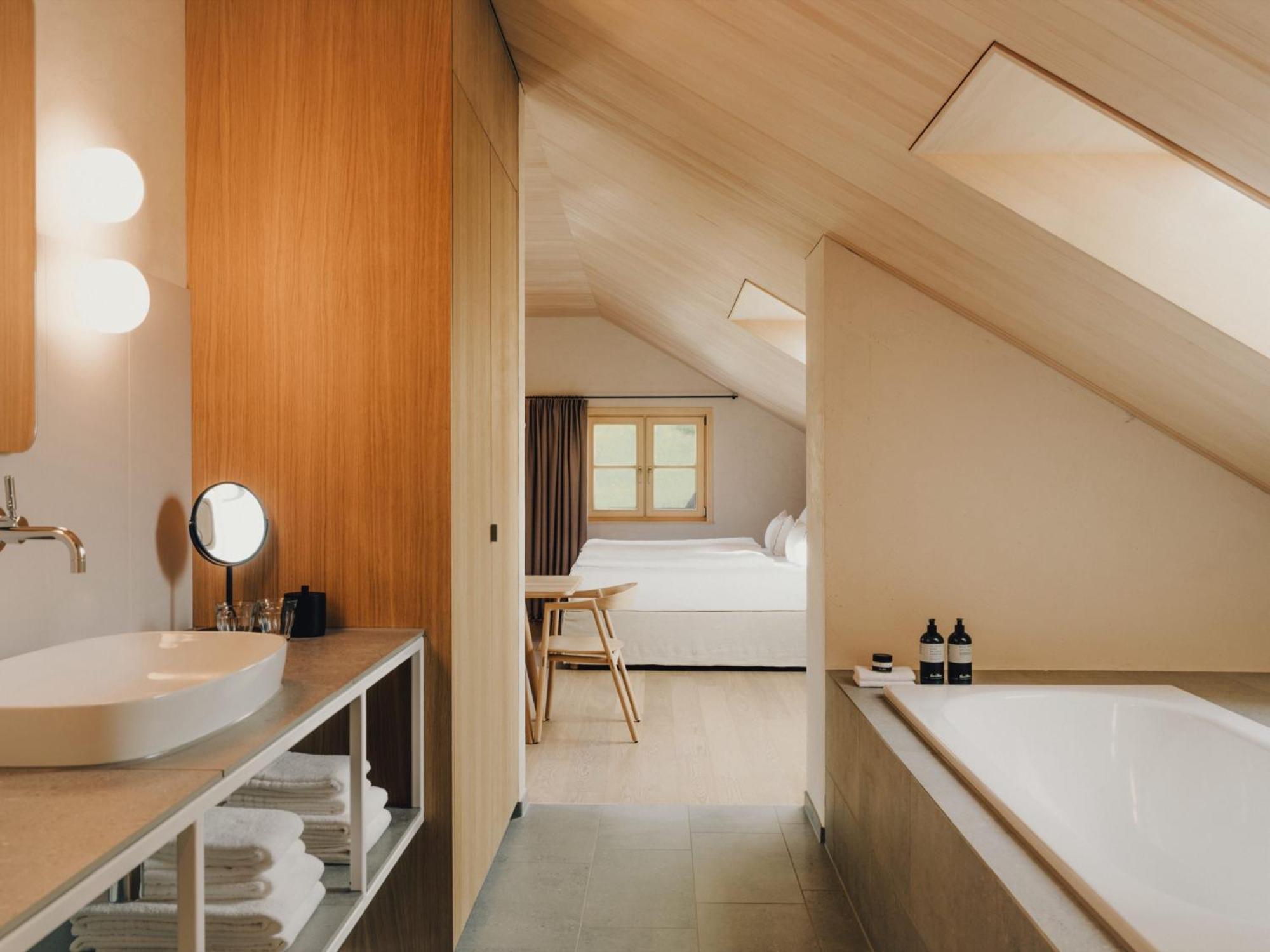 Loft - Photo 1