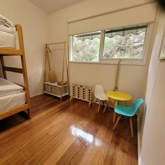 Three-Bedroom House photo 3