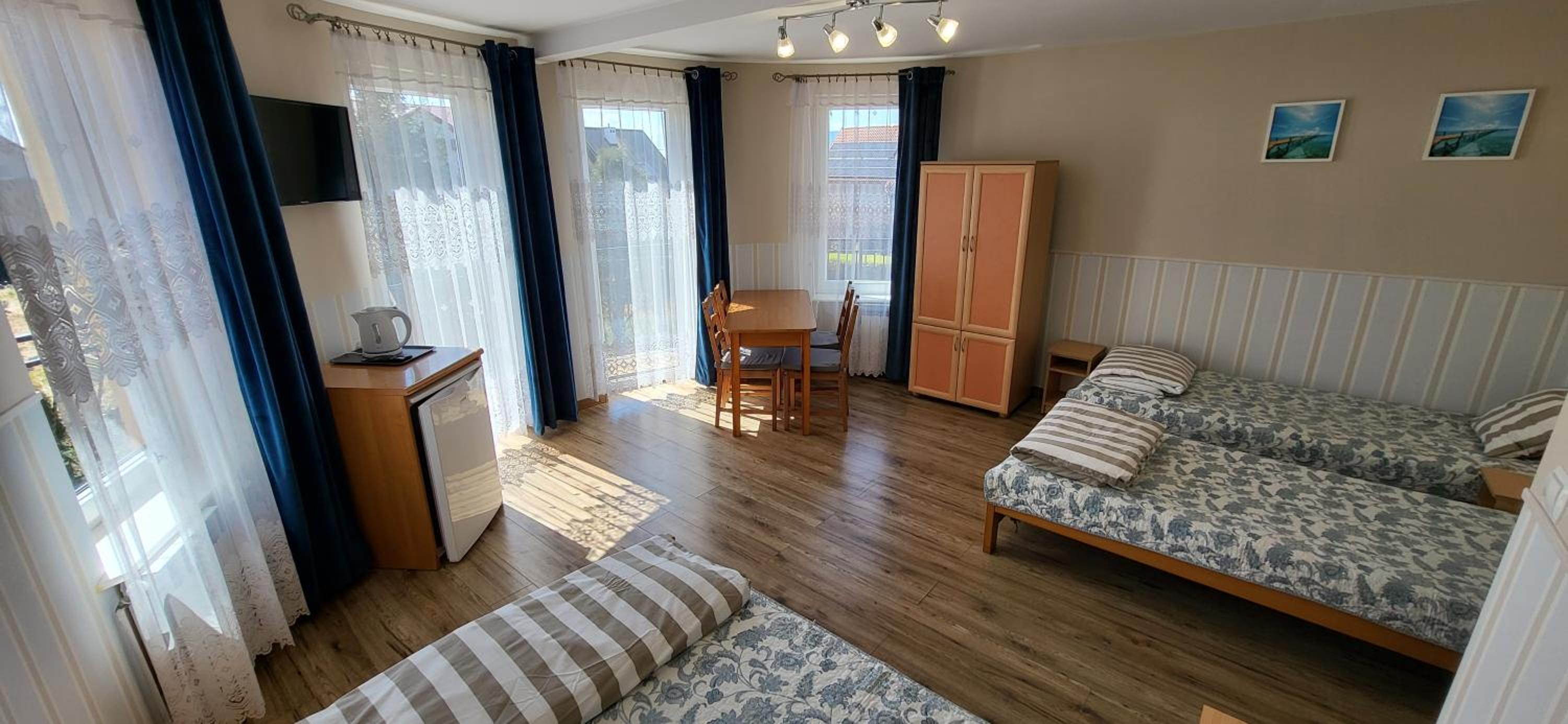 Quadruple Room with Balcony photo 2