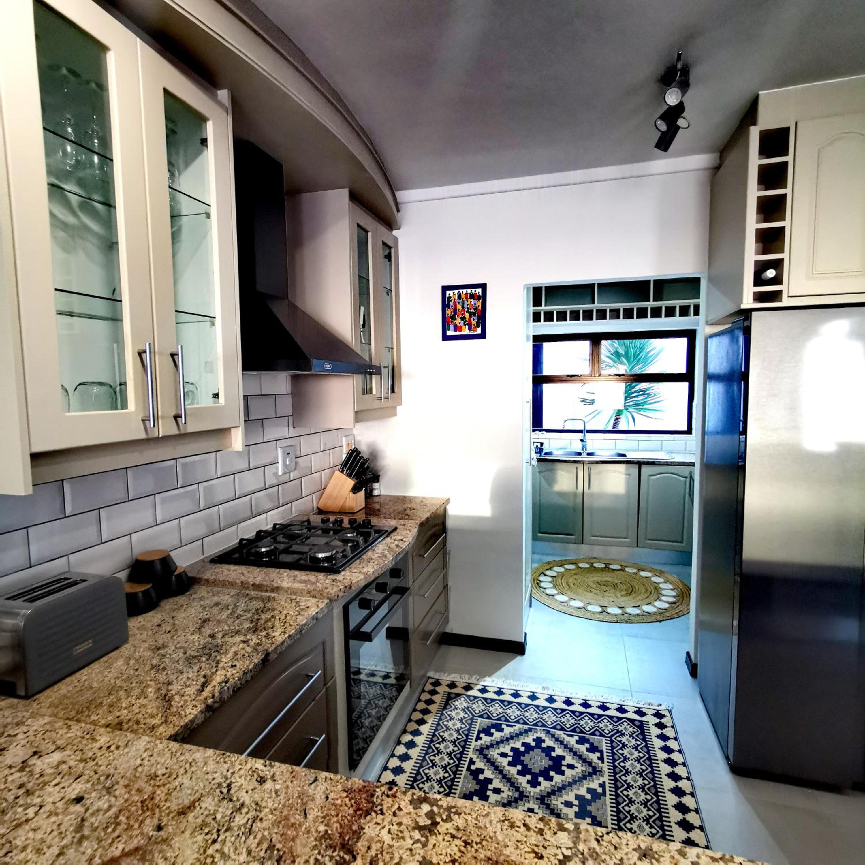 Three-Bedroom Villa photo 2