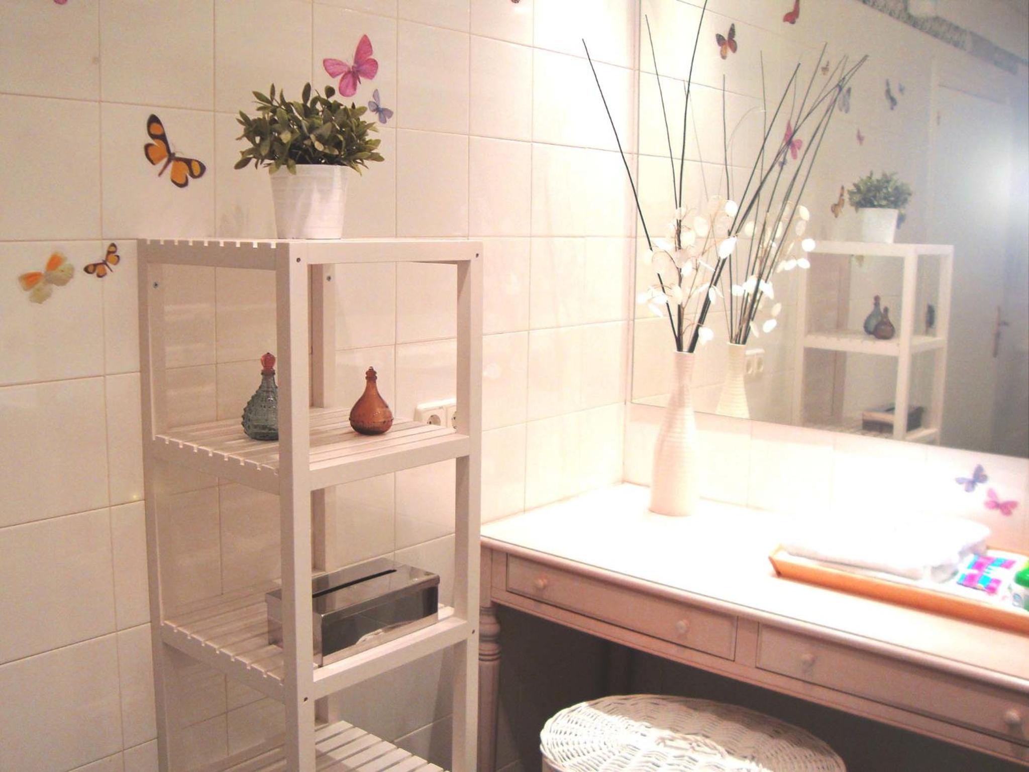 Twin Room - Photo 4