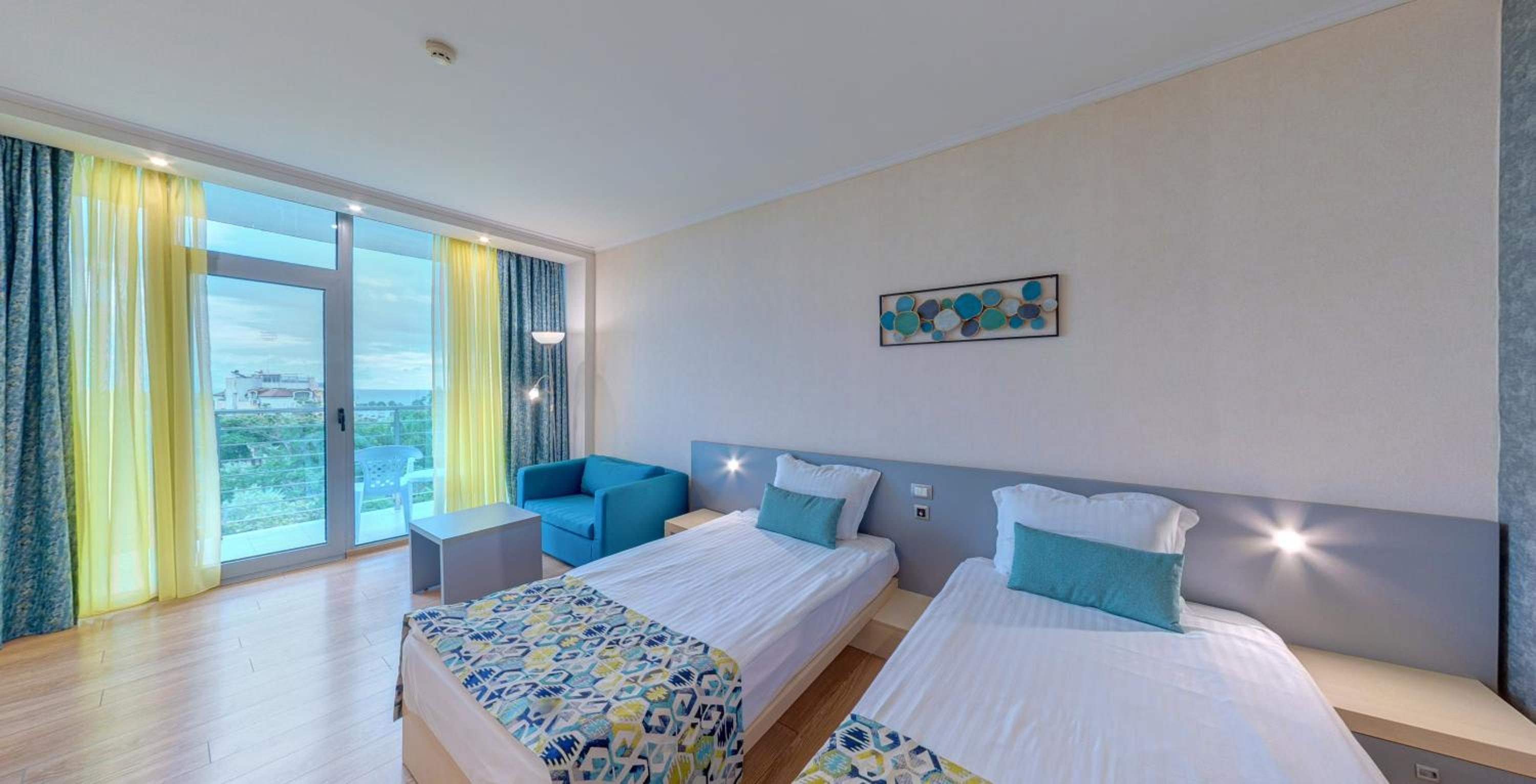 Deluxe Double or Twin Room