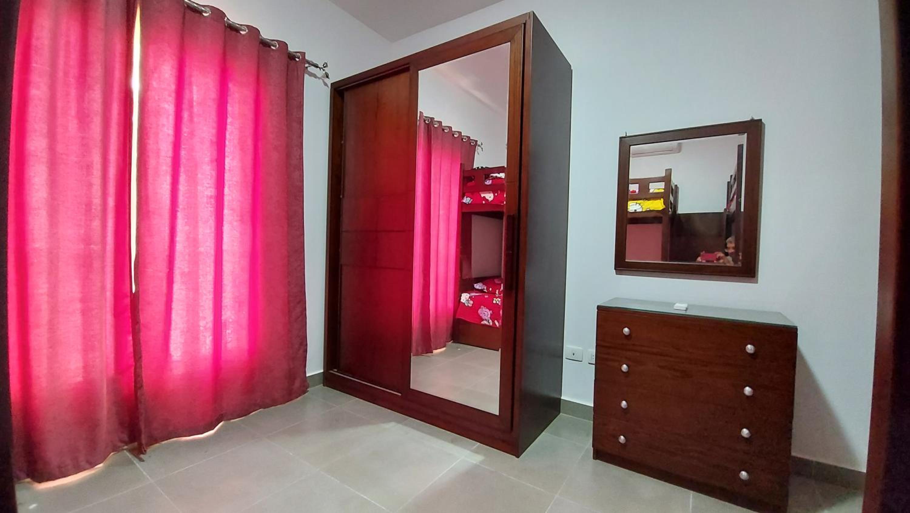 Two-Bedroom Apartment with Pool View photo 3