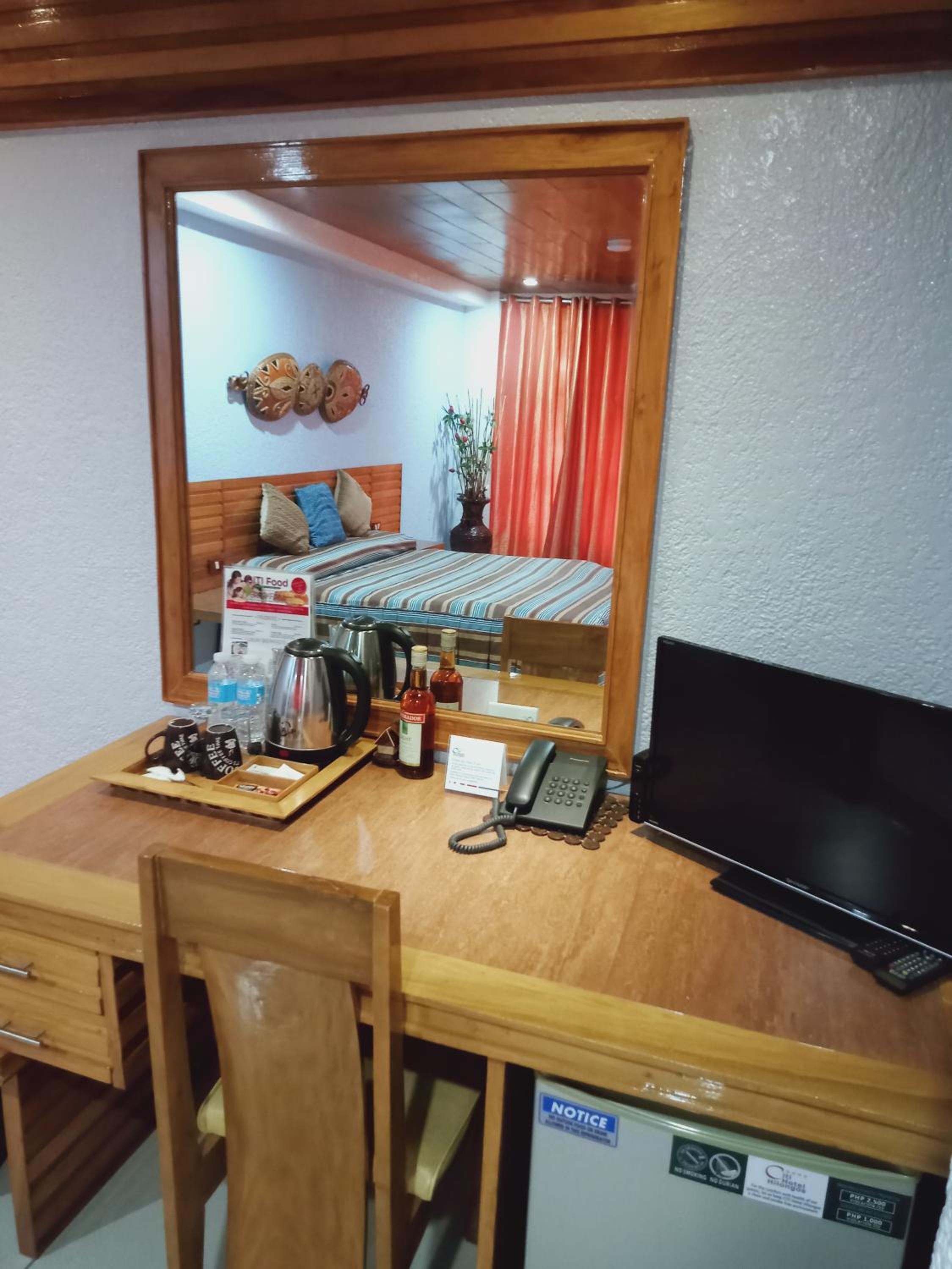 Deluxe Family Room photo 2