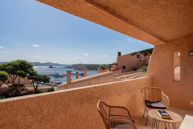 Double Room with Sea View - Photo 33
