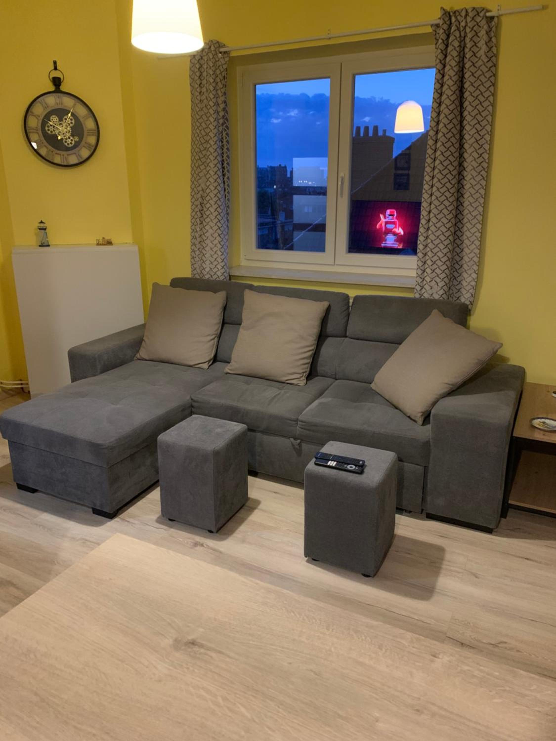 One-Bedroom Apartment photo 1