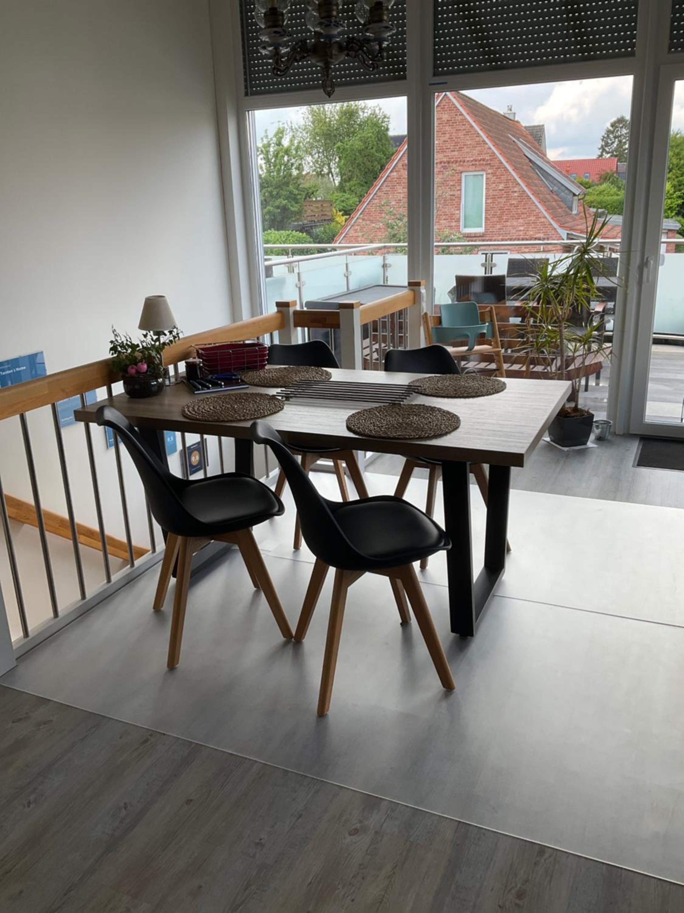 Two-Bedroom House - Photo 8