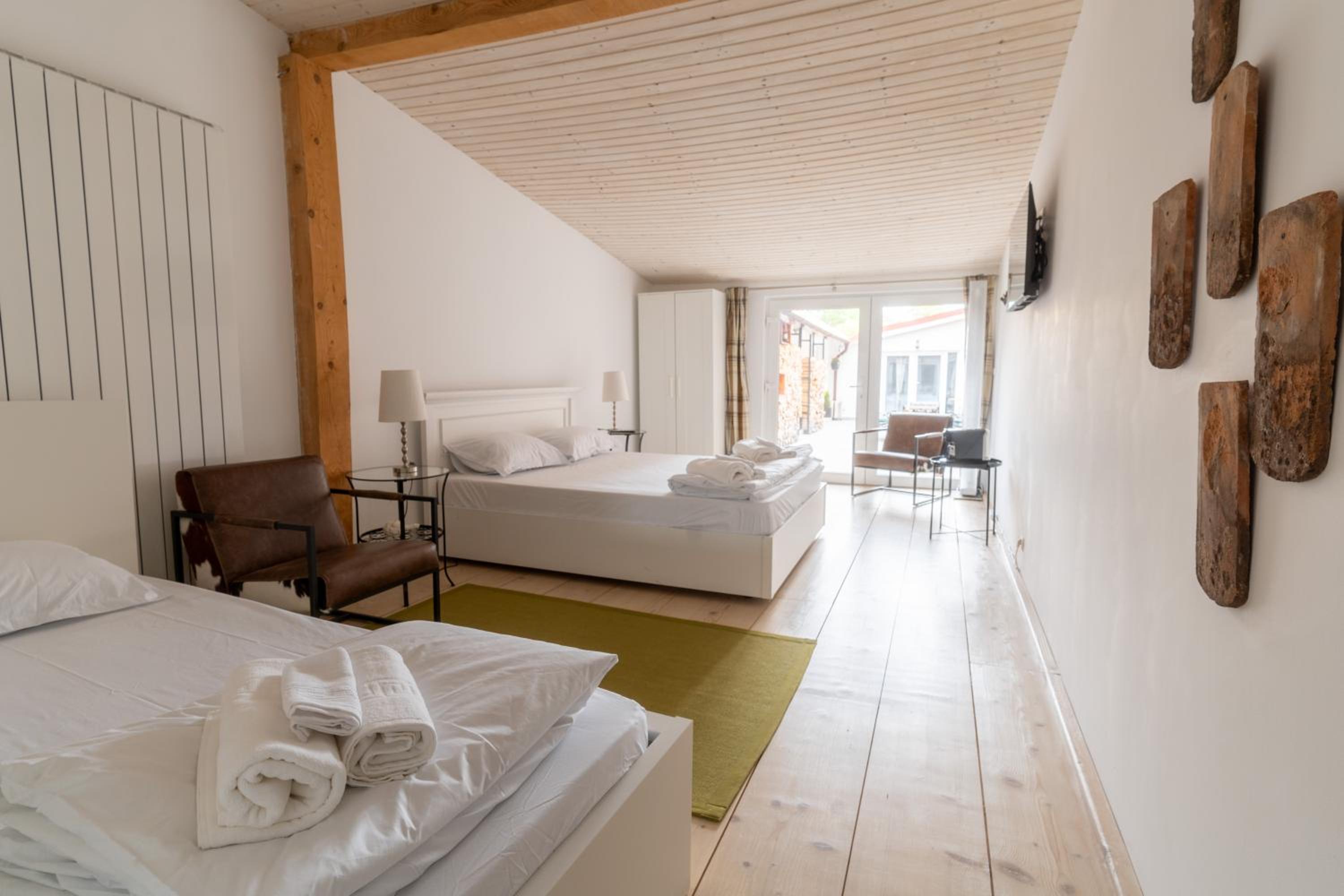 Deluxe Triple Room photo 1