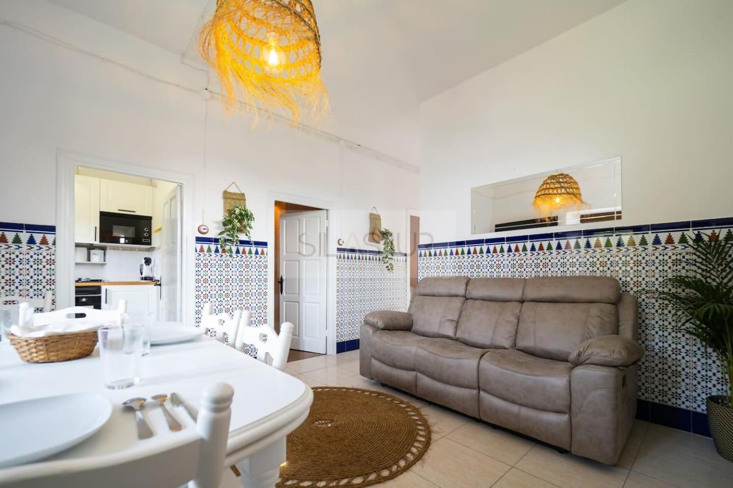 Casa de cuatro habitaciones