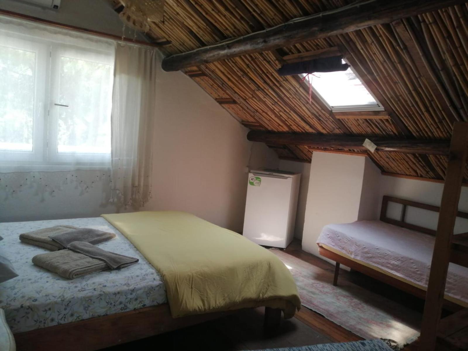 Basic Triple Room
