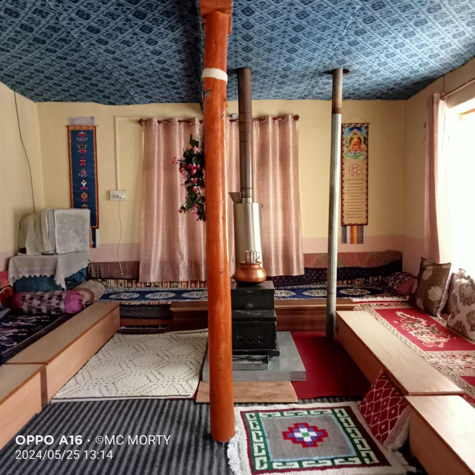 Deluxe King Room photo 1