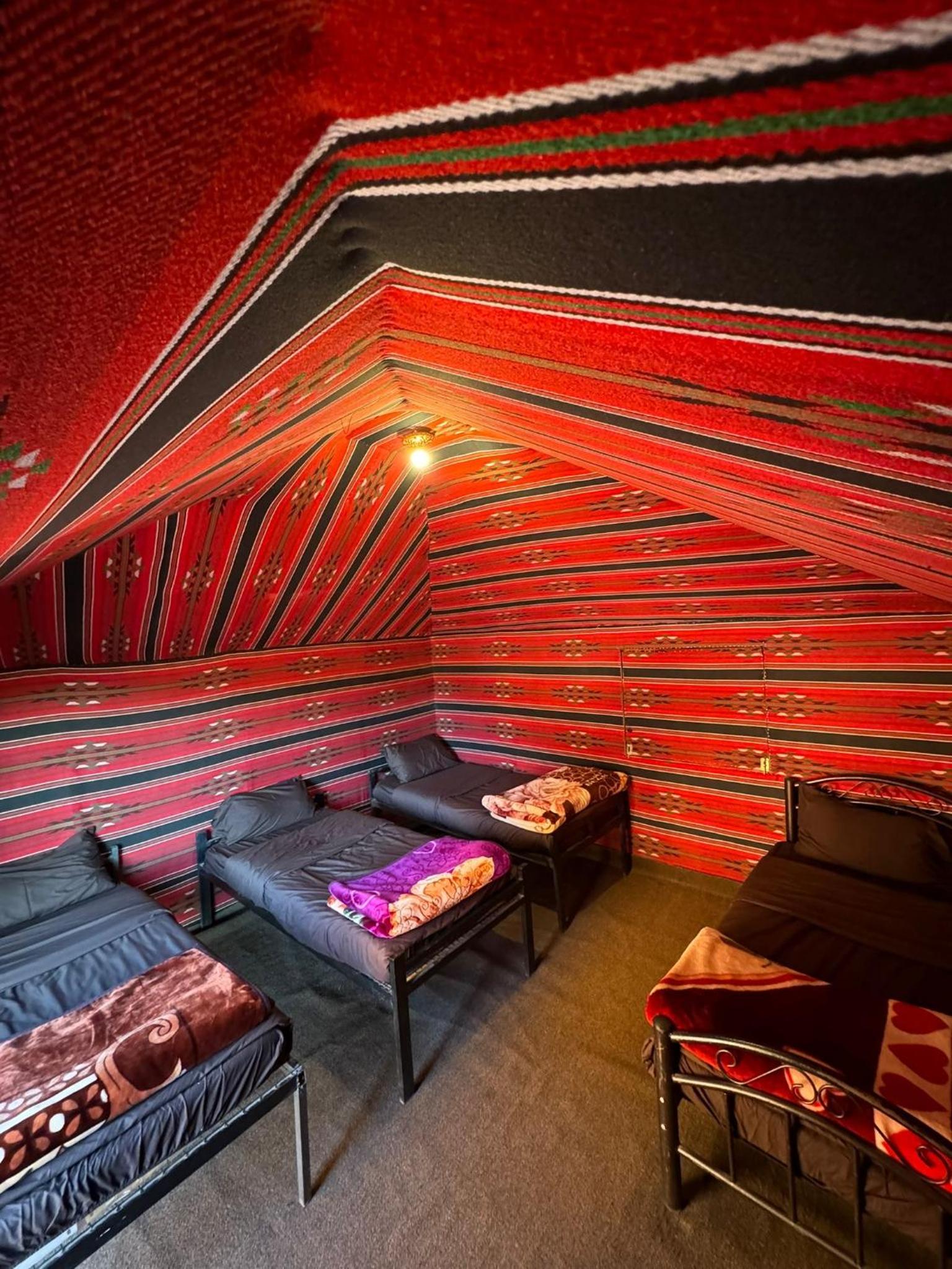 Quadruple Room with Mountain View photo 1