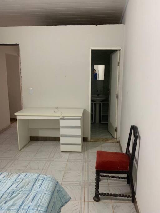 Five-Bedroom House photo 1