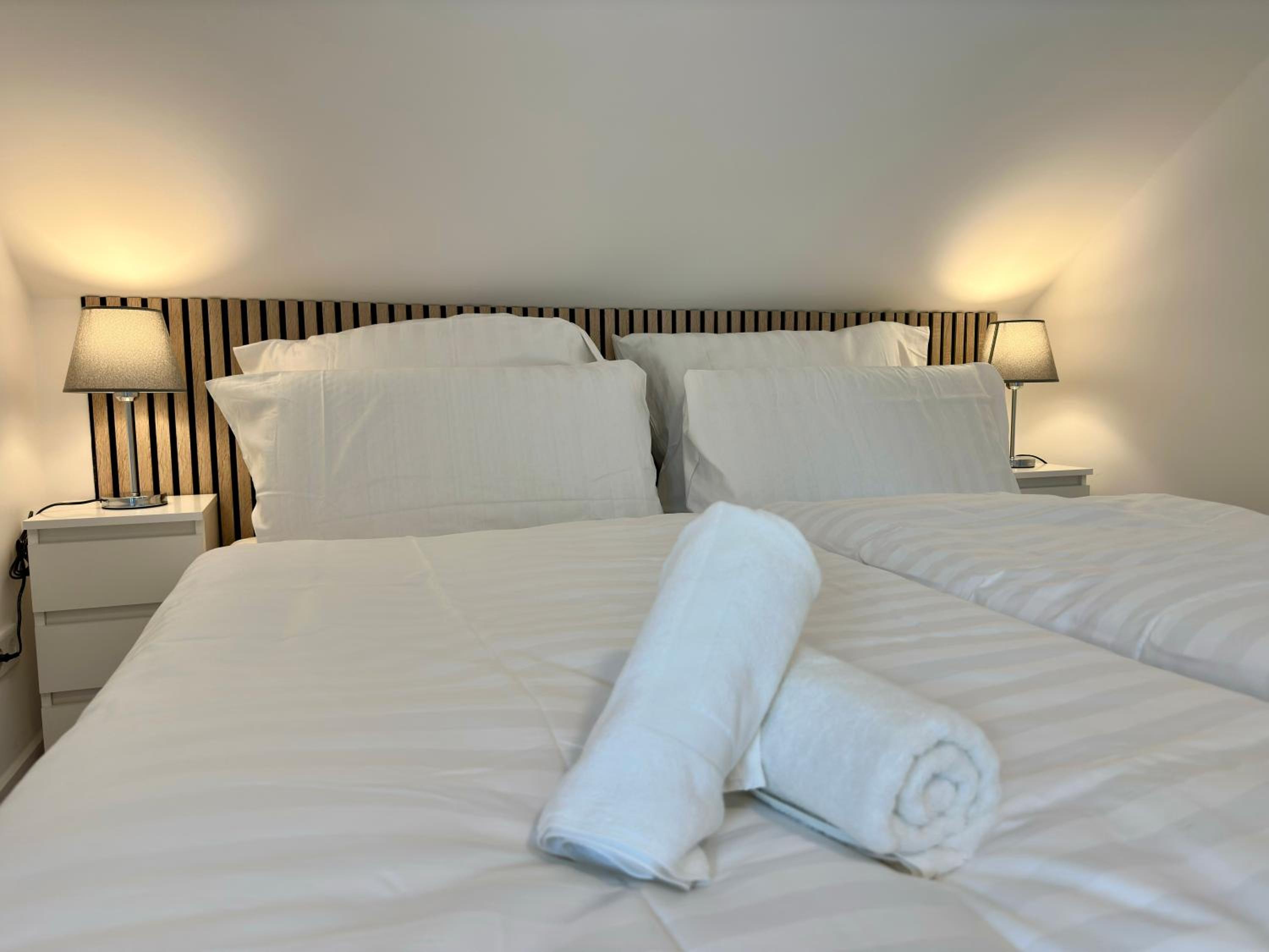 One-Bedroom Apartment with Balcony photo 1