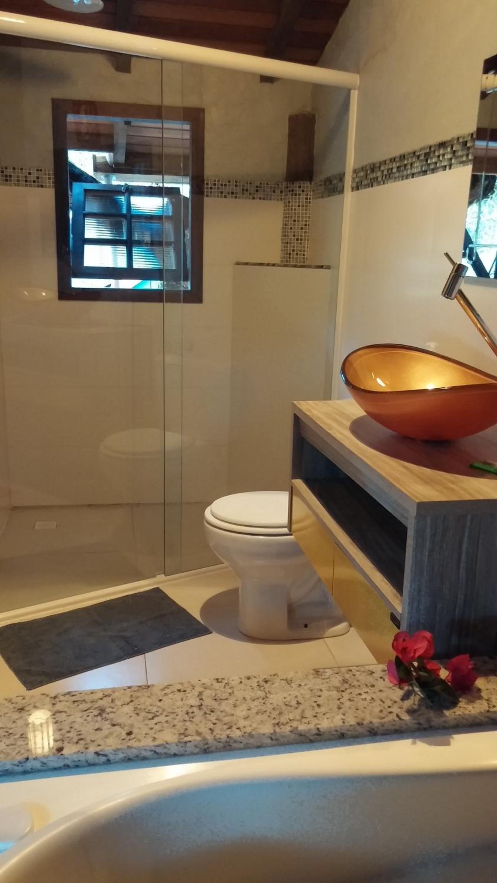 Deluxe Suite with Spa Bath photo 3