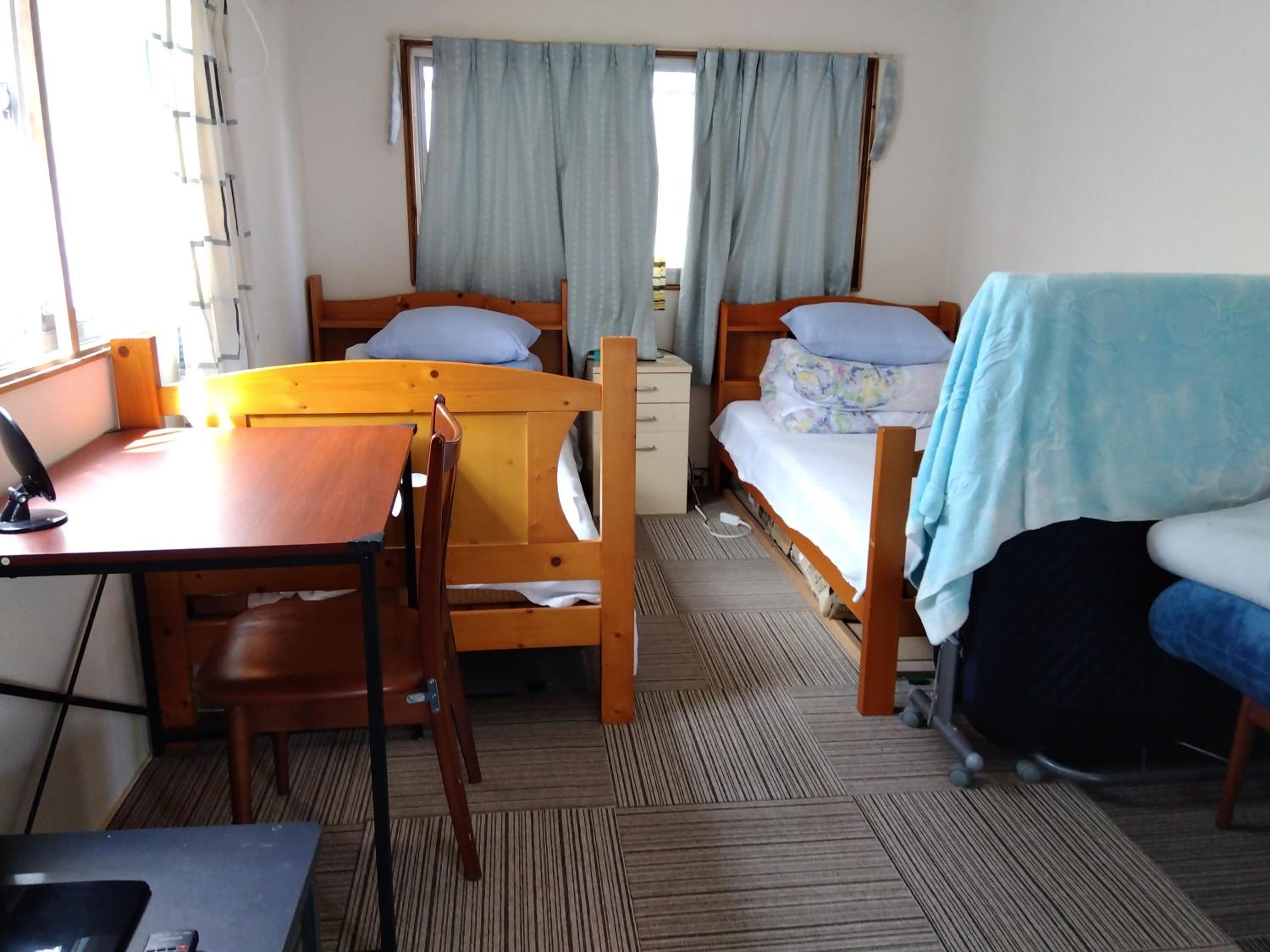 Economy Twin Room