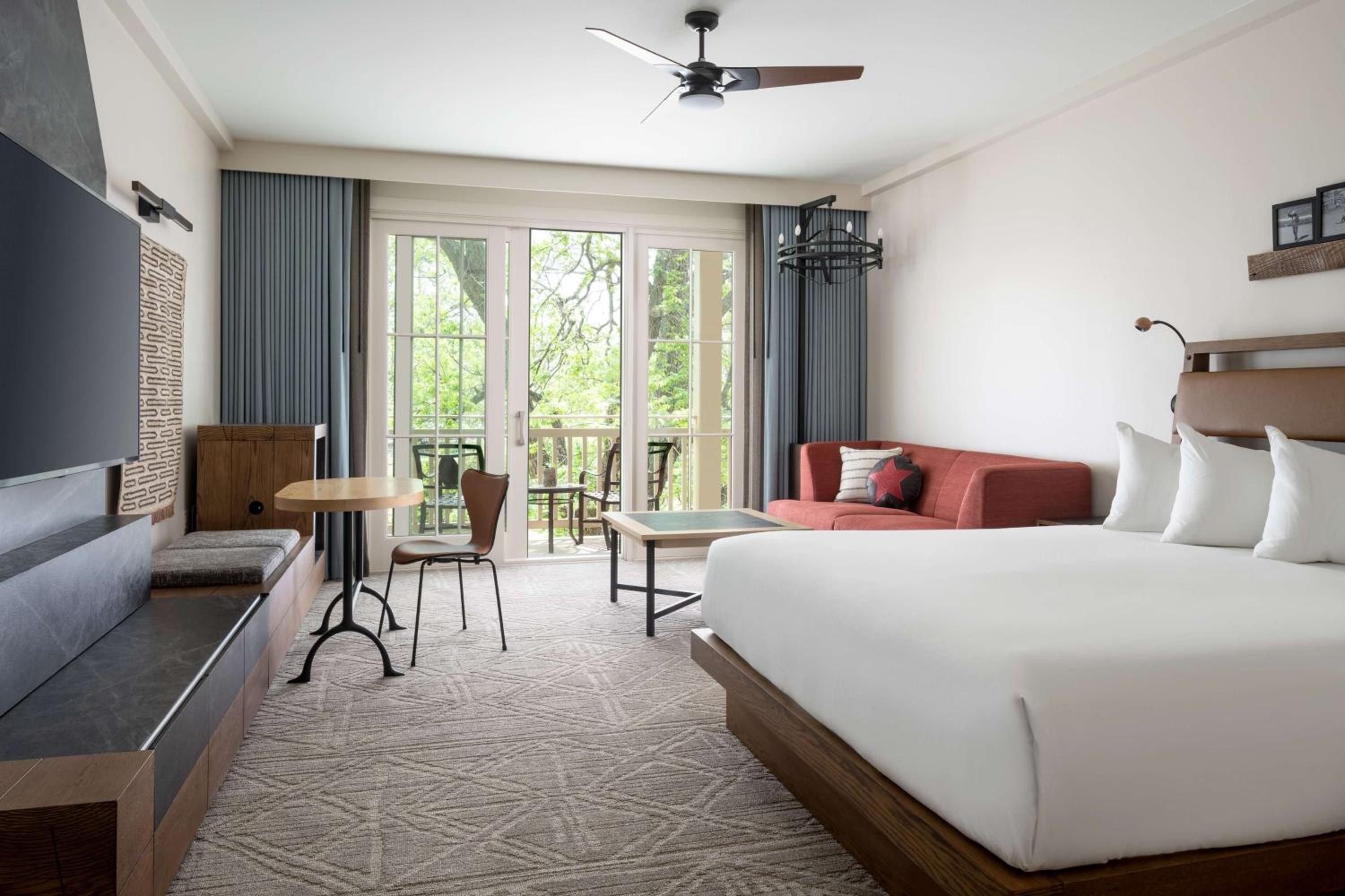 Crooked River Suite photo 1