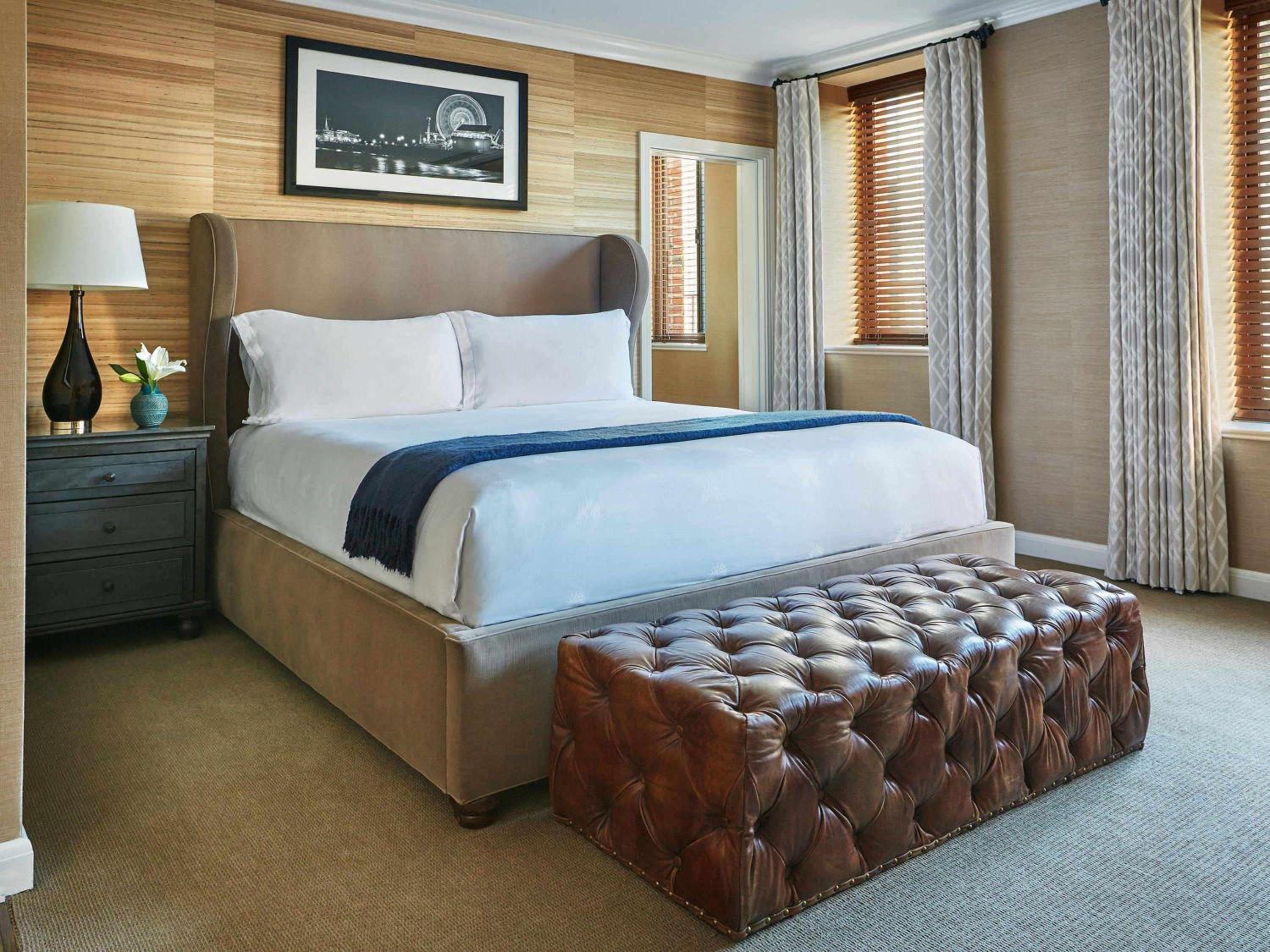 Grand King Suite