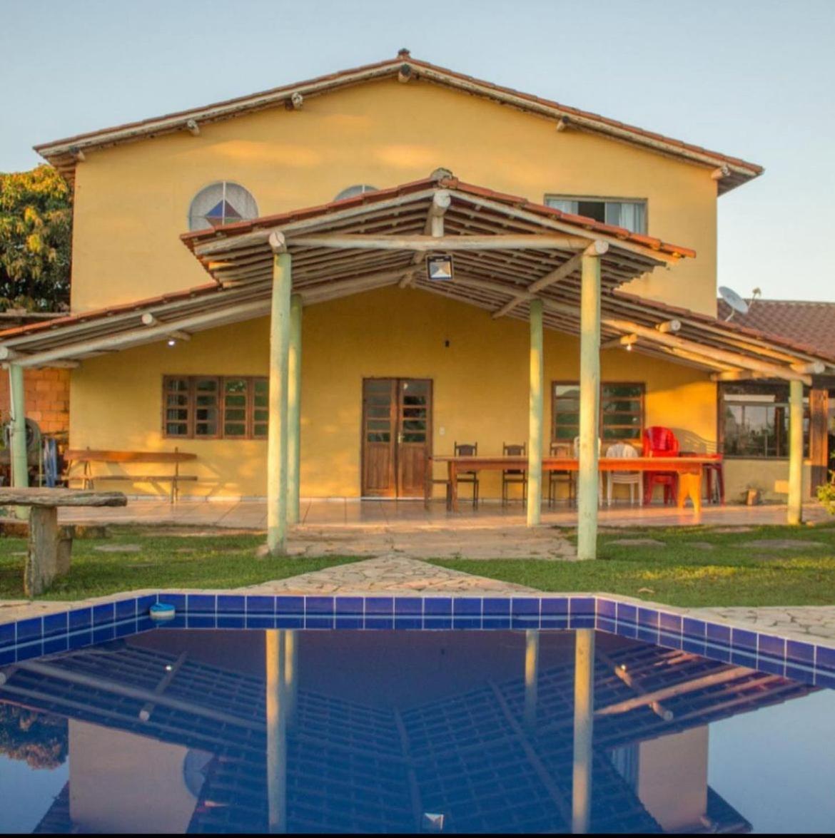 Five-Bedroom House photo 2