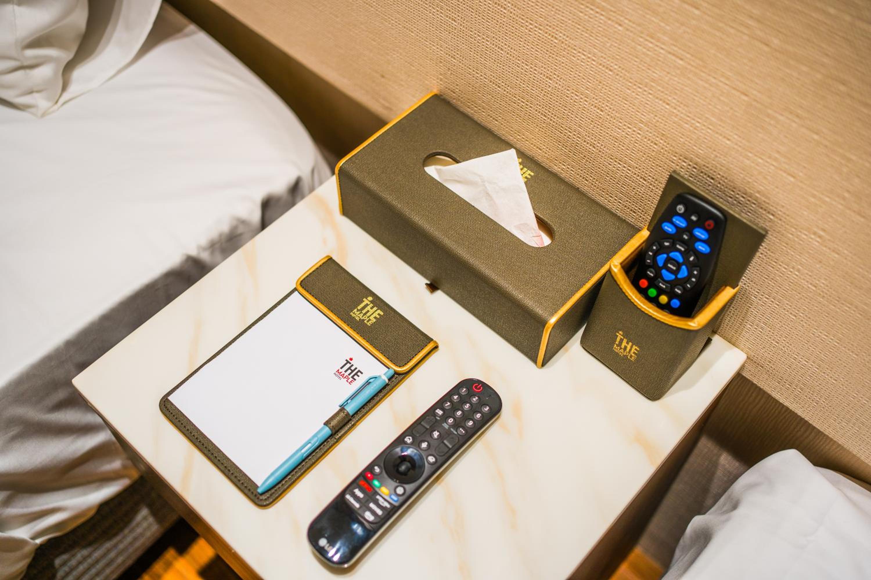 Deluxe Twin Room - Photo 13