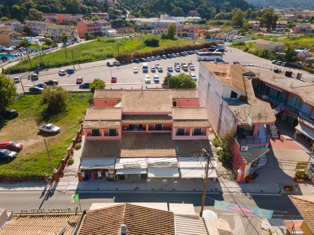 One-Bedroom Apartment with Garden View