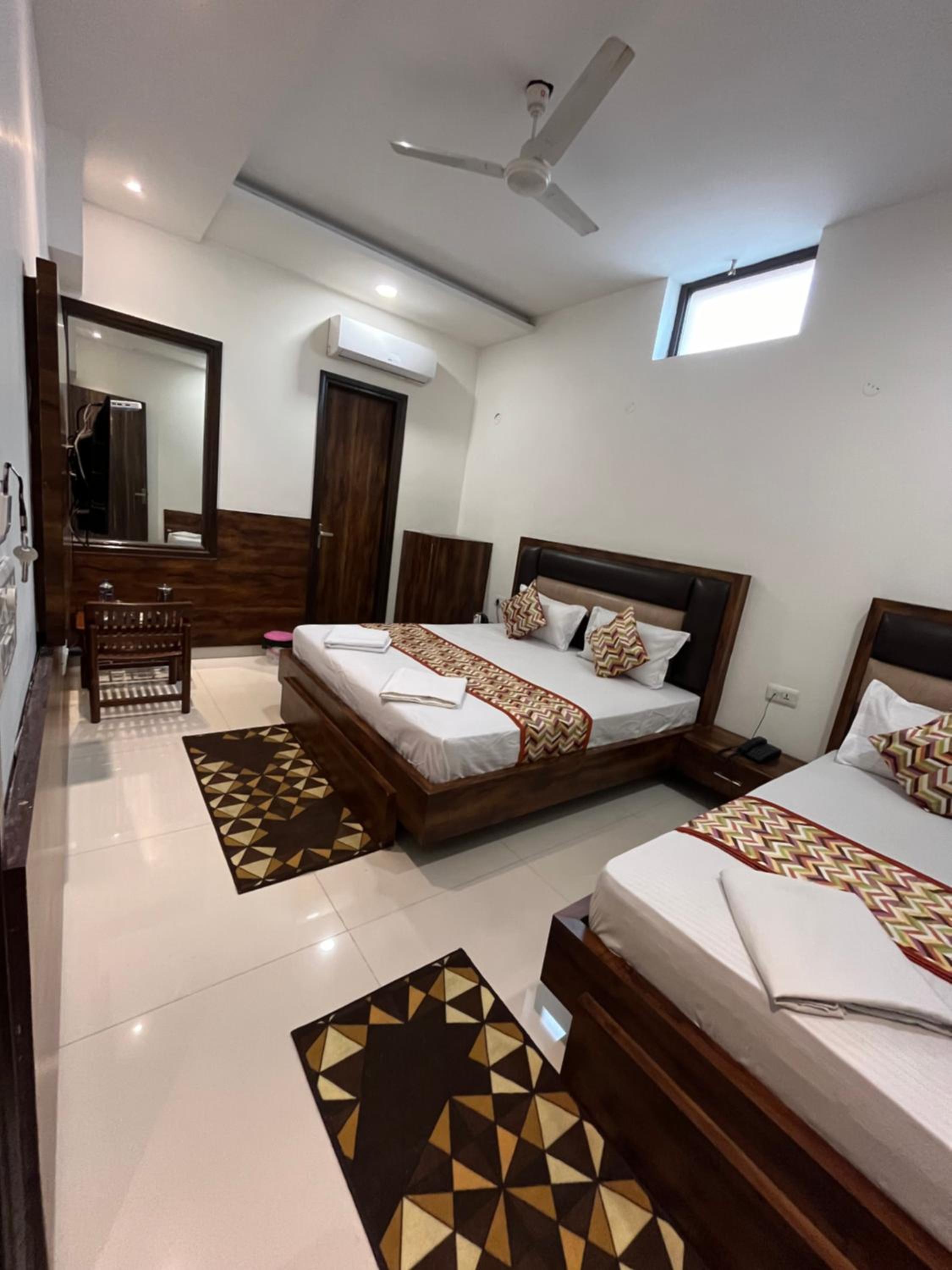 Deluxe Triple Room - Photo 2