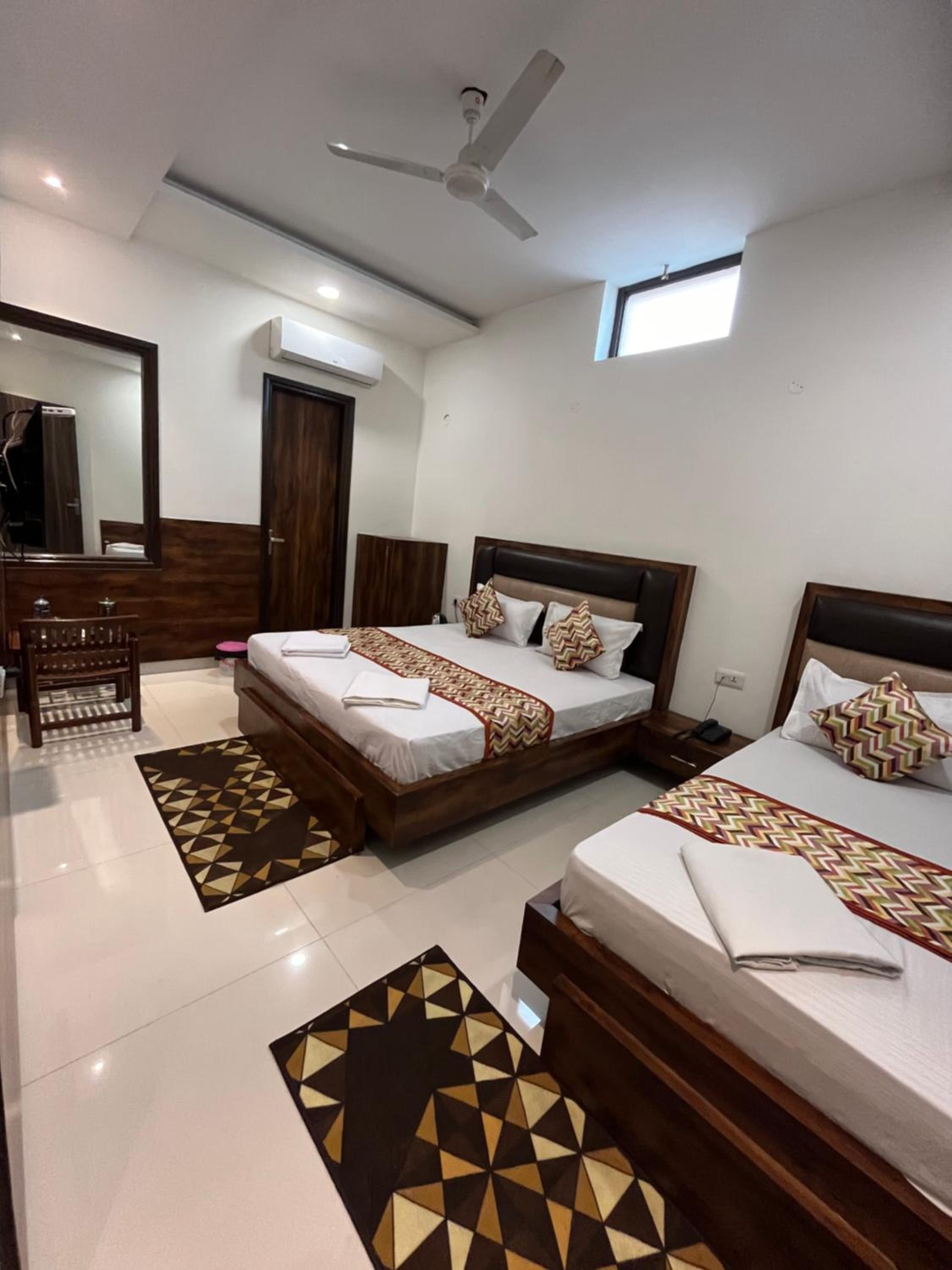 Deluxe Triple Room - Photo 1