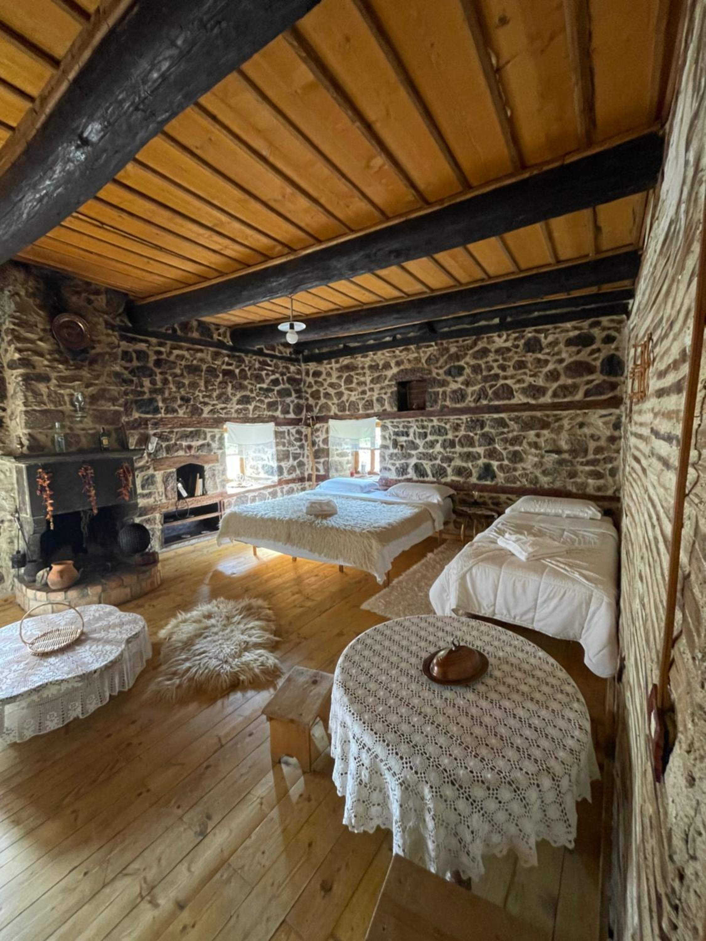 Basic Triple Room photo 1